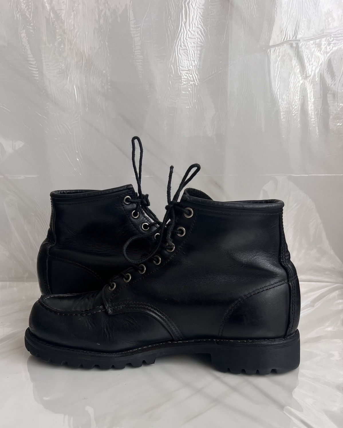 Red Wing Red wing #8130 classic moc toe black leather boot size 8 D Size US 8 / EU 41 - 7 Thumbnail