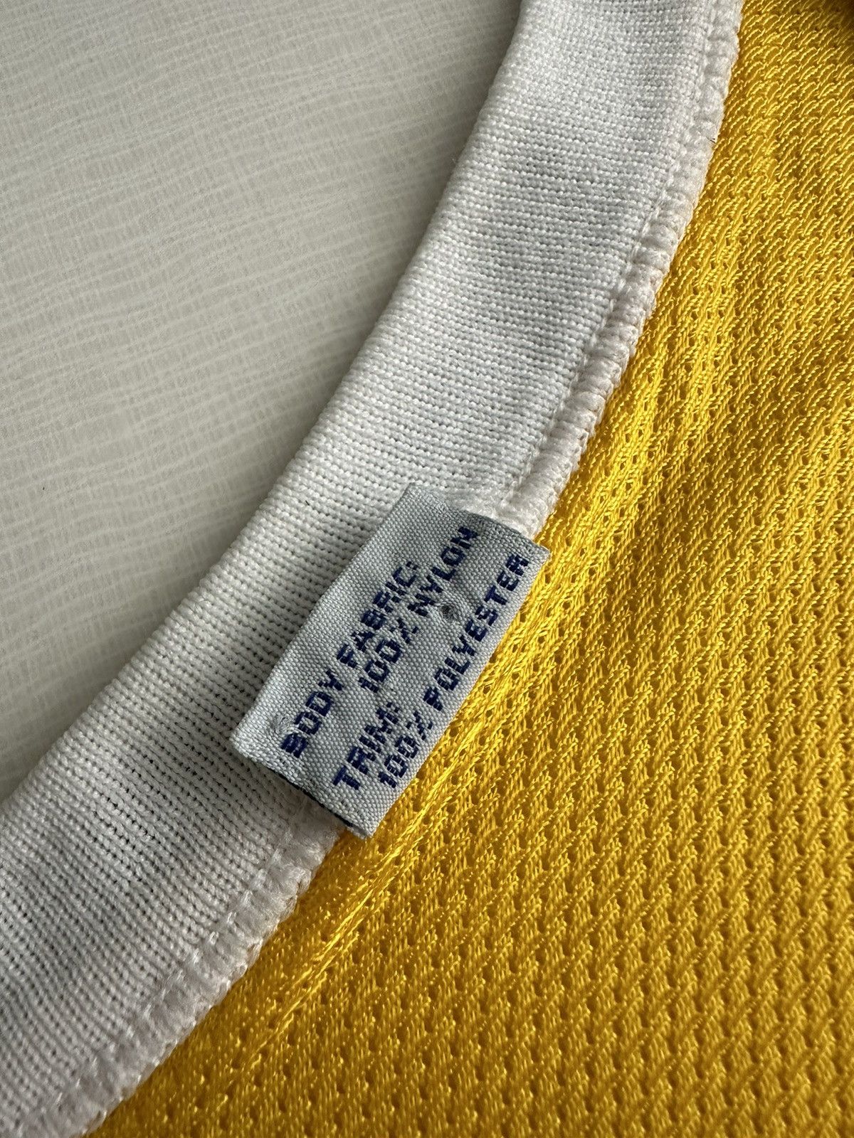 Champion × NBA × Vintage Rare Eddie Jones Vintage 90s Lakers Champion Jersey #25 Size US L / EU 52-54 / 3 - 8 Thumbnail