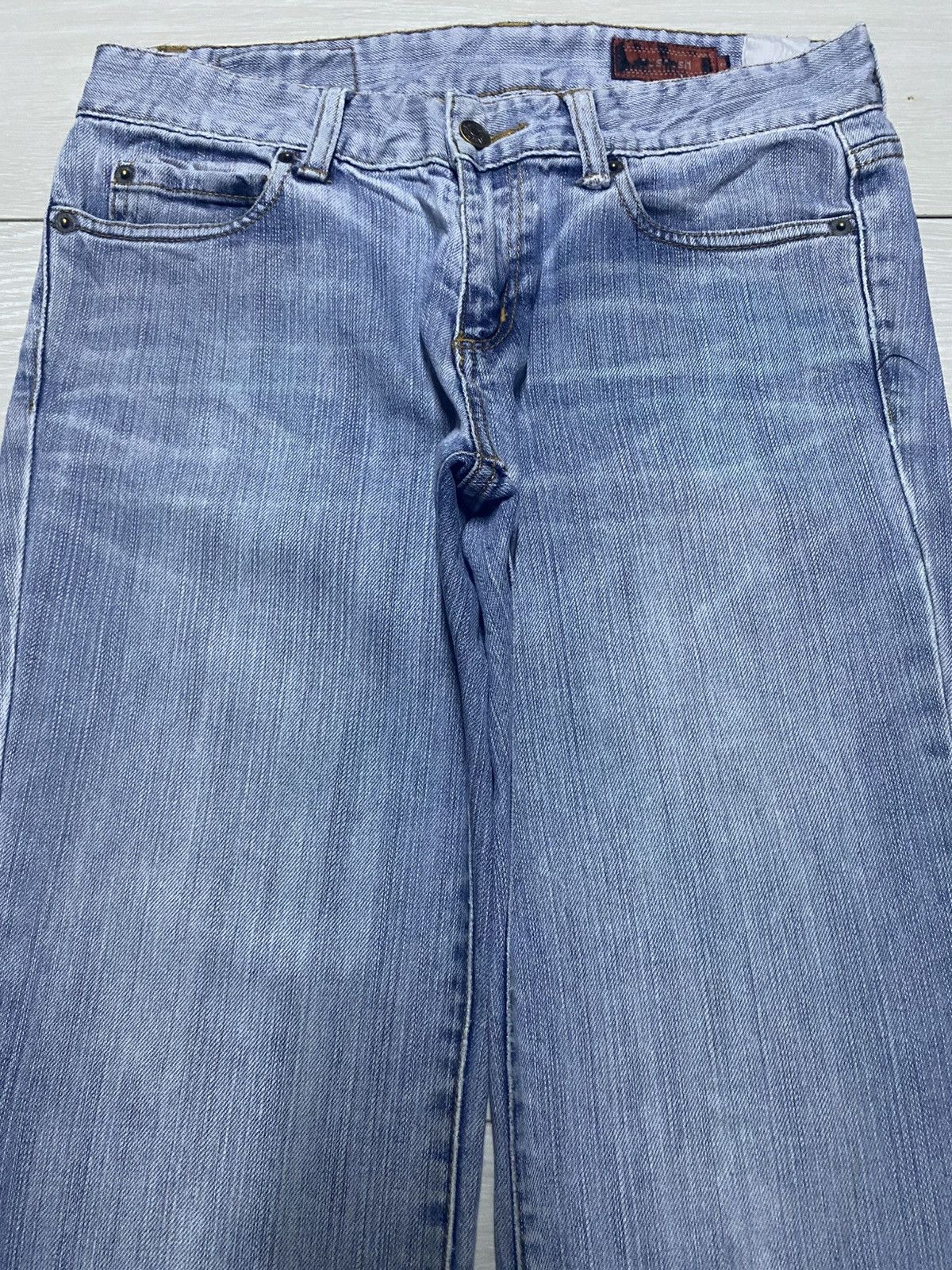 Japanese Brand Vintage Japanese Brand Hush Hush Light Wash Flare Jeans Size US 29 - 3 Thumbnail