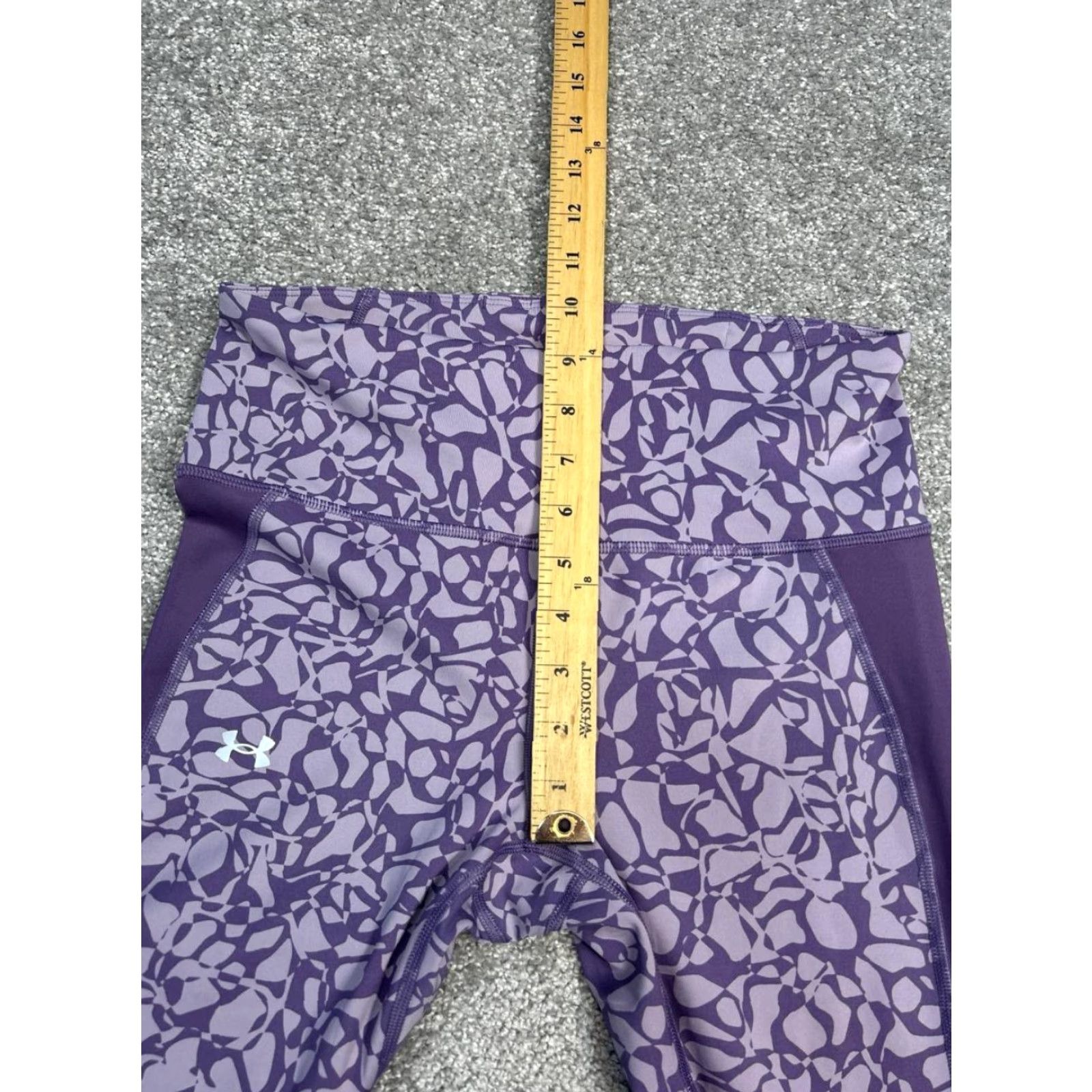 Under Armour Under Armour Compression Leggings Womens Medium Purple Heatgear Abstract Print Size 32" / US 10 / IT 46 - 4 Thumbnail