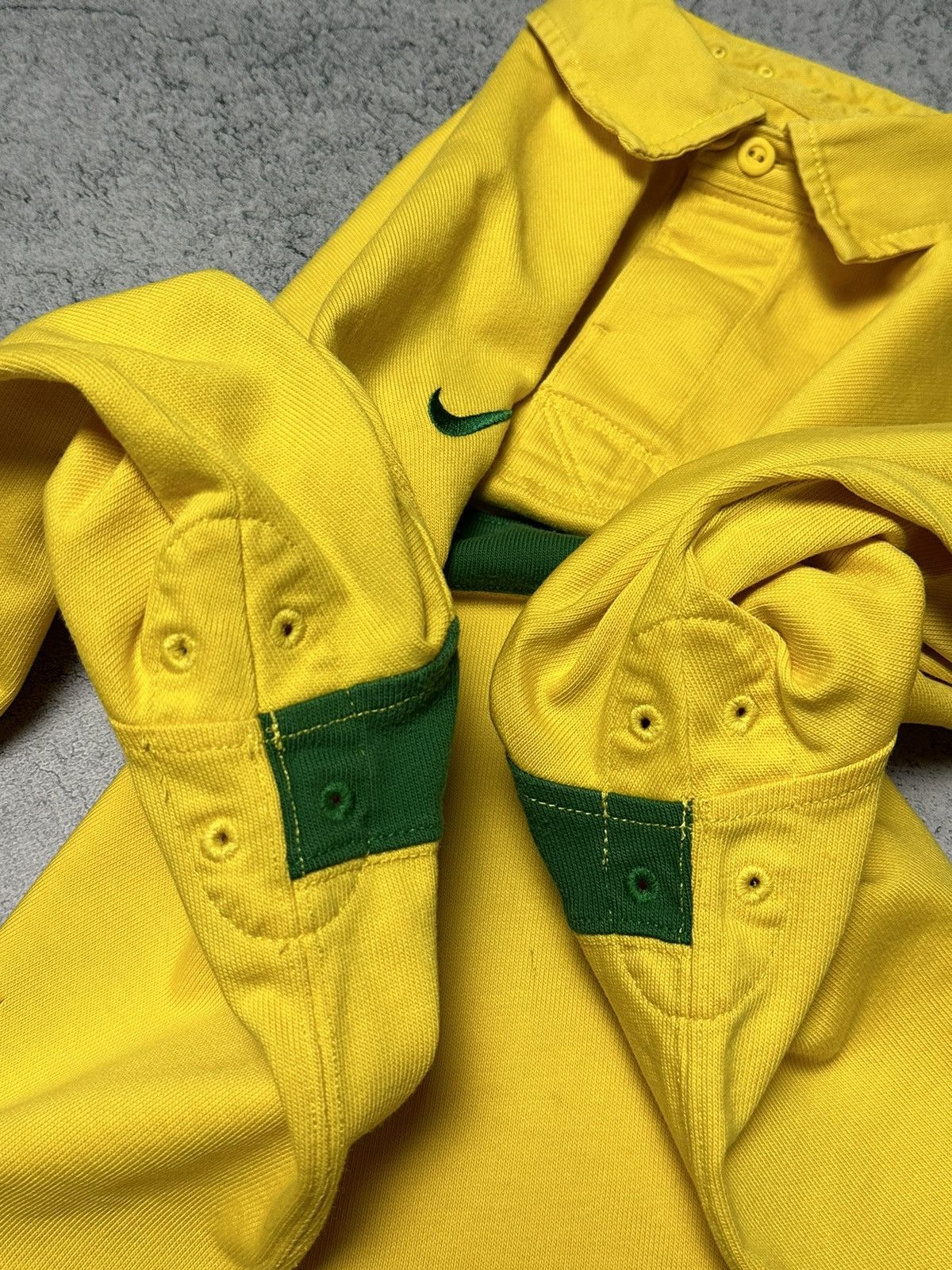 Nike Vintage Nike Brazil #10 Rugby Polo Long Sleeve Shirt Size US L / EU 52-54 / 3 - 9 Thumbnail