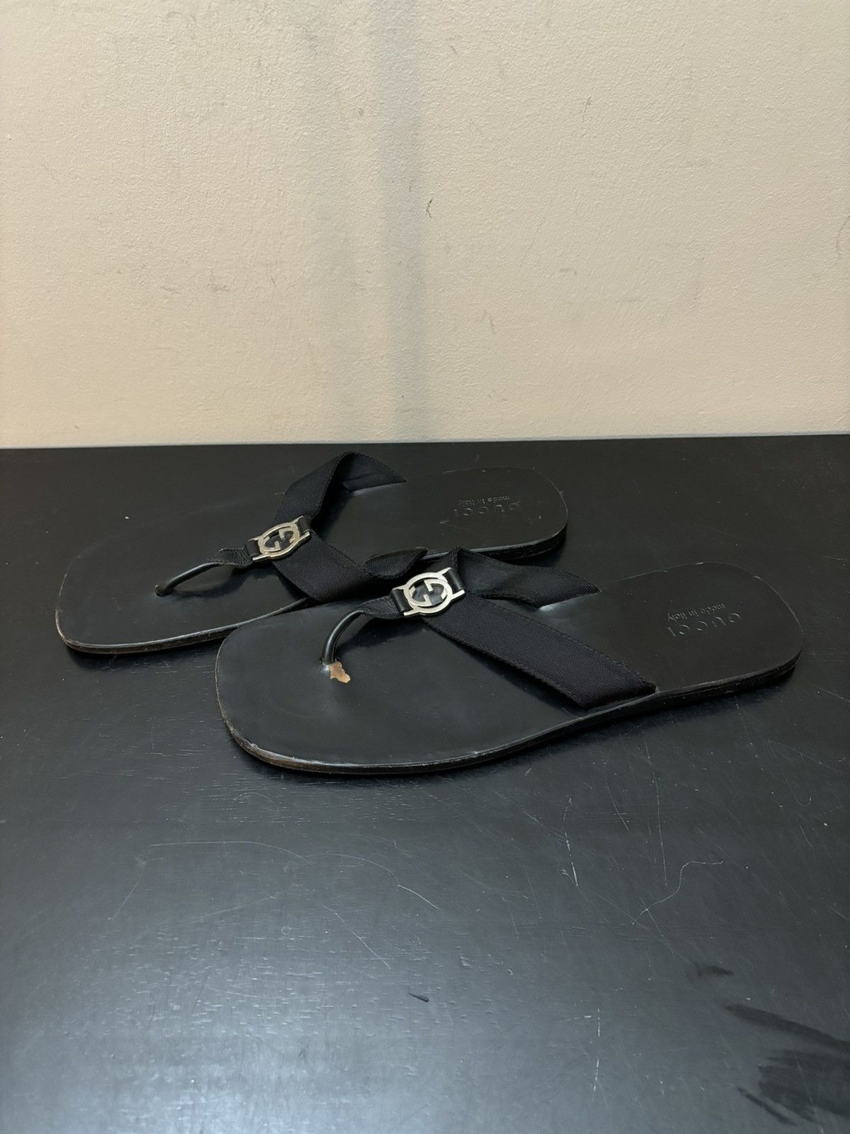 Gucci GG Double G Thong Strap Sandals Black