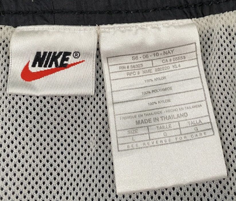 Nike Vintage 90’s Nike Spellout Swoosh White Tag Pockets Men’s XL Size US 42 / EU 58 - 5 Thumbnail