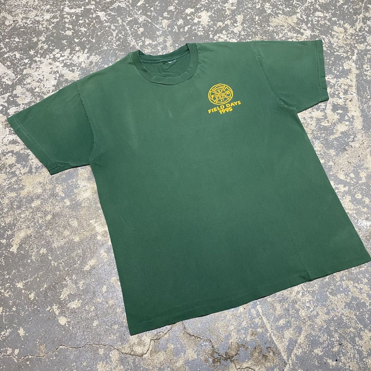 Vintage Vintage Green Faded Field Days Apalachin NY USA 1995 Tshirt Size US L / EU 52-54 / 3 - 9 Thumbnail
