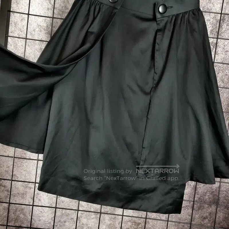 Dior Dior Black Midi Skirt for Women . Size 26" / US 2 / IT 38 - 9 Thumbnail