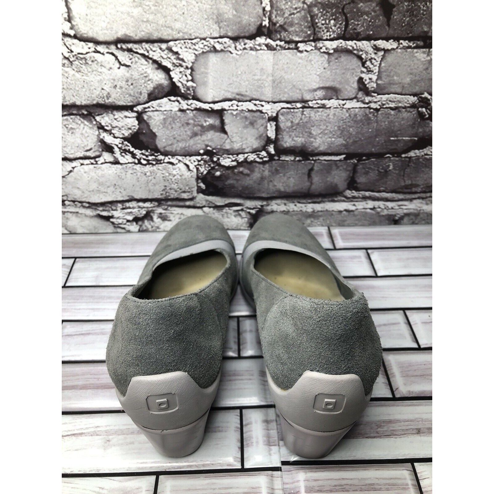 TSUBO Tsubo Damira Gray Suede Comfort Wedge Pumps Career Shoes Wom Size US 8 / IT 38 - 7 Thumbnail