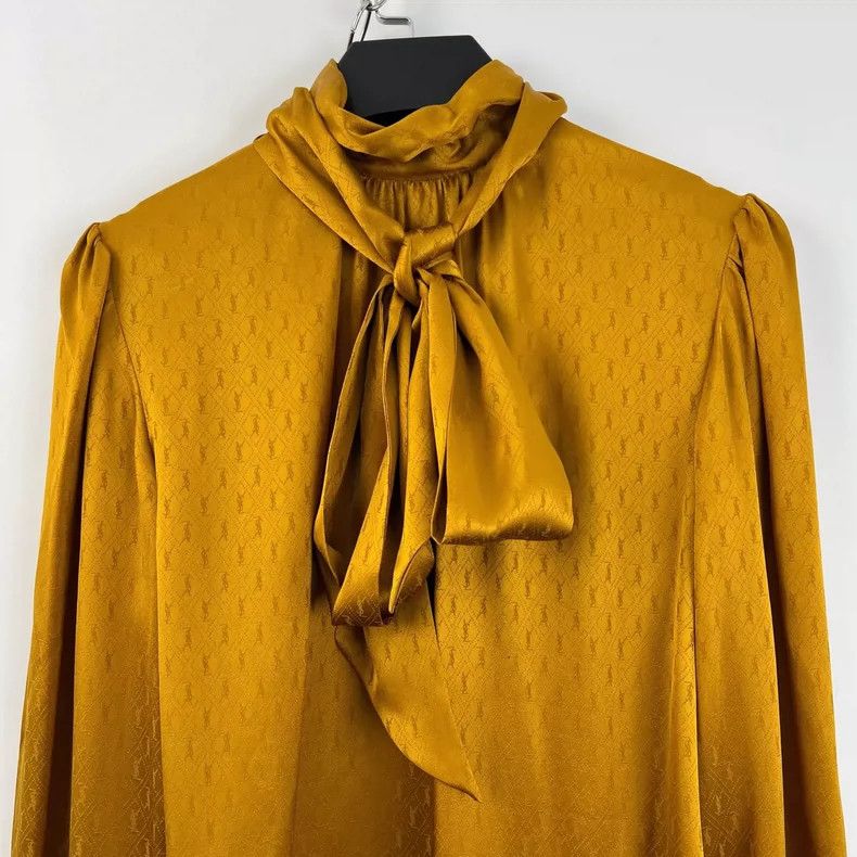 Saint Laurent Paris Saint Laurent ParisSilk shirt with monogrammed ribbon desi Size XXS / US 00 / IT 34 - 5 Thumbnail