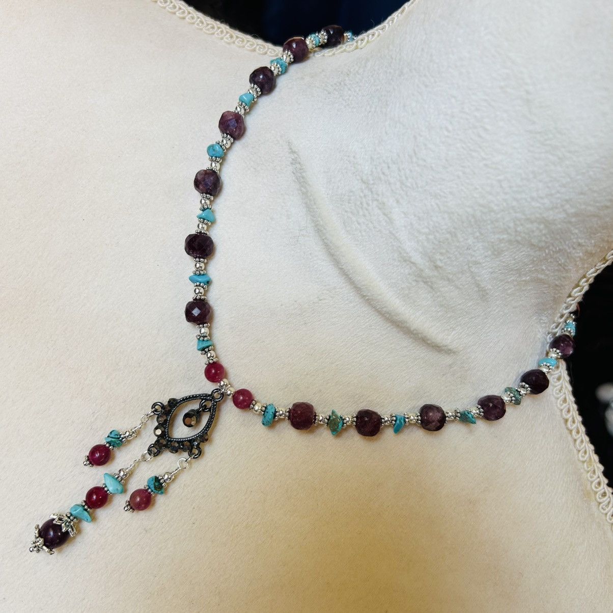 Handmade Handcrafted genuine faceted square cut almandine necklace Size ONE SIZE - 1 Thumbnail