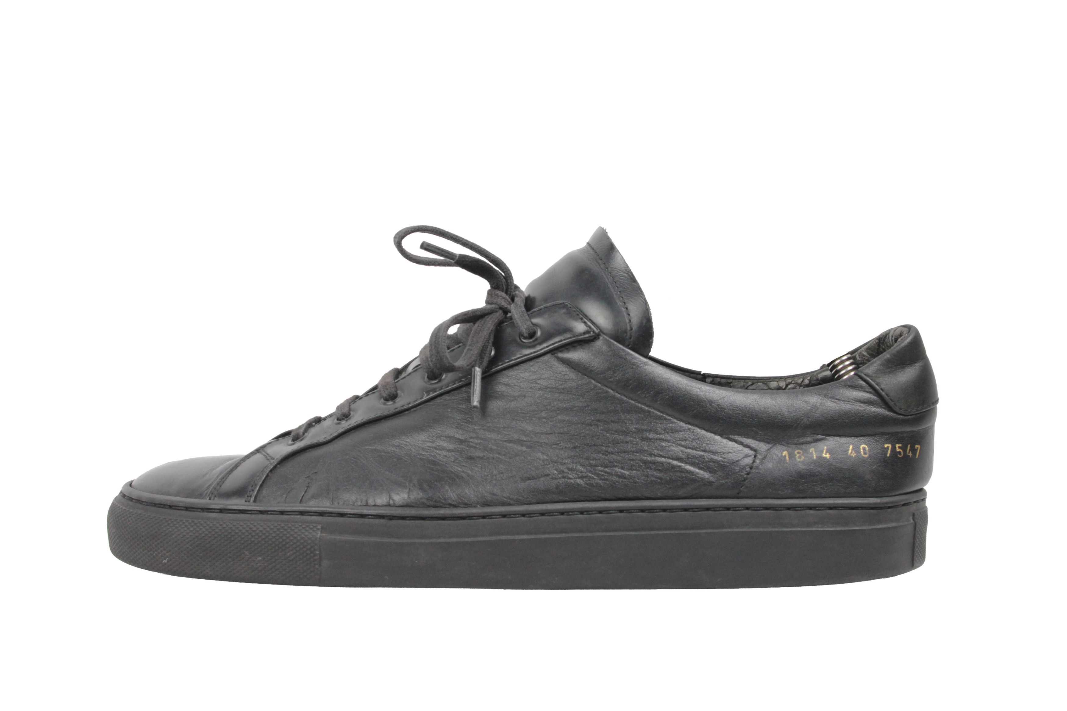 Common Projects Achilles Low Full Black Sneakers Size US 7 / EU 40 - 2 Thumbnail