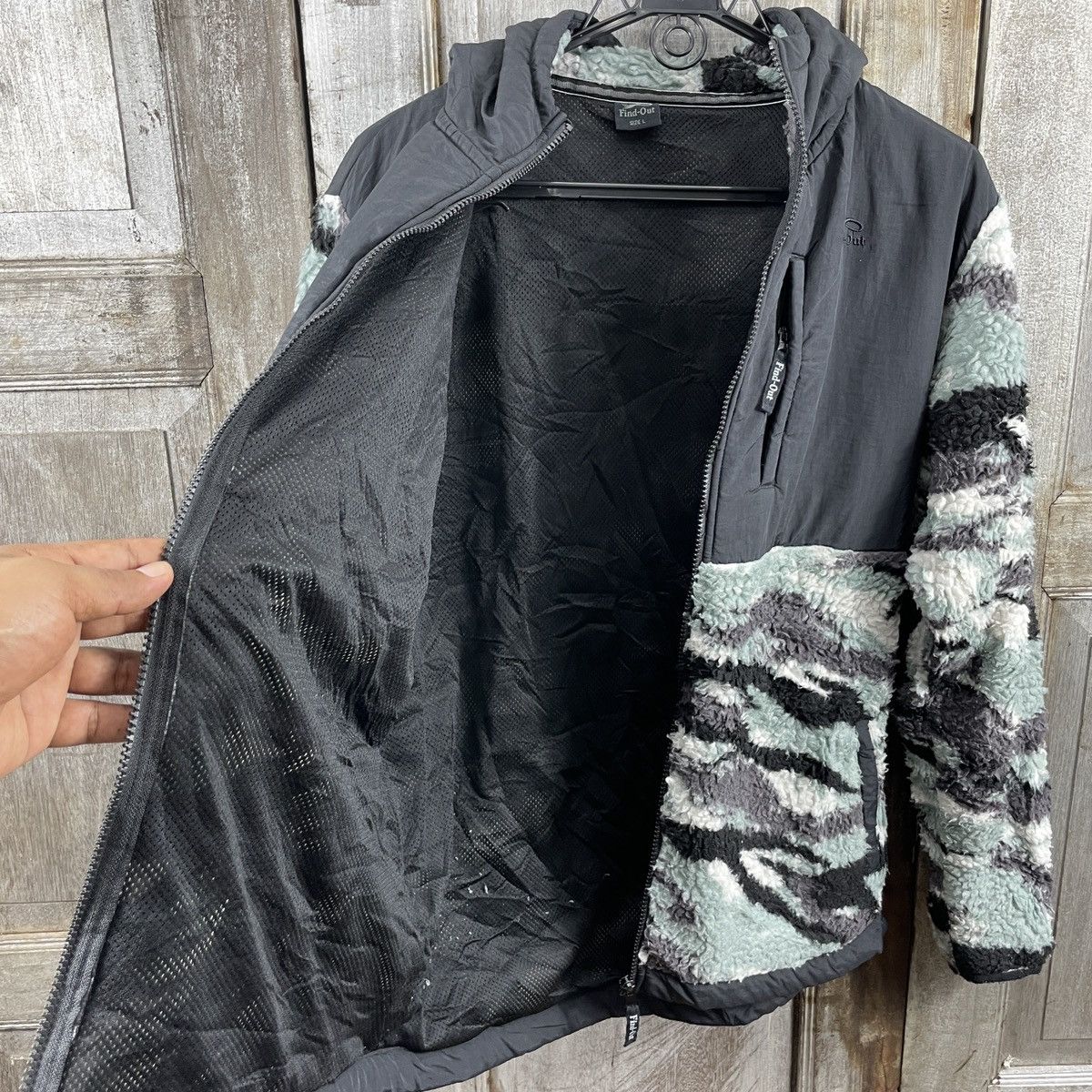 Japanese Brand × Vintage Vintage Find Out Fleece Camo Jacket Size US L / EU 52-54 / 3 - 5 Thumbnail