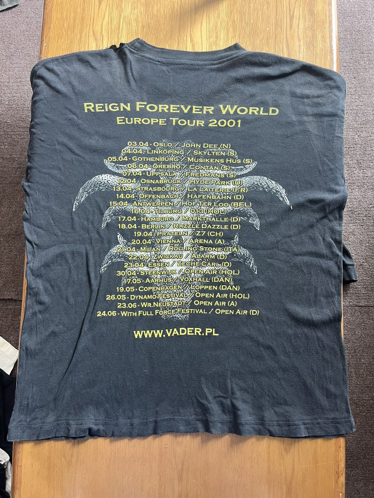 Band Tees Vintage VADER Reign Forever World 2001’s Band Tour Shirt Size US XL / EU 56 / 4 - 11 Thumbnail