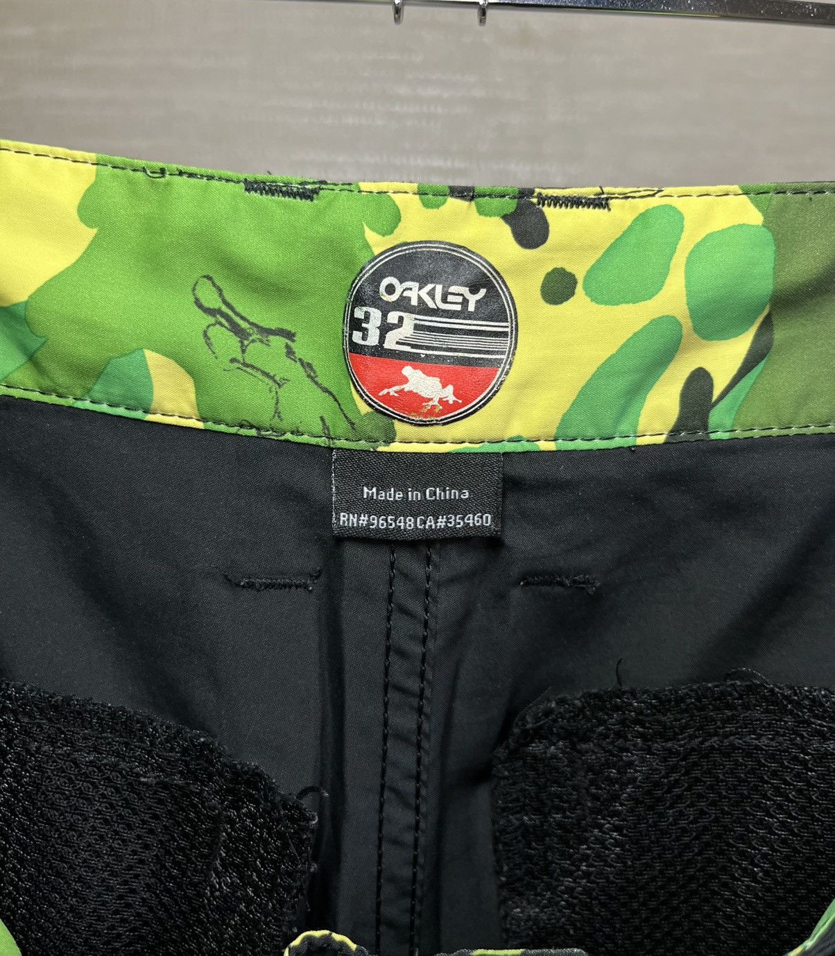 Oakley Oakley Men's Board Shorts Swim Trunks Size US 32 / EU 48 - 7 Thumbnail
