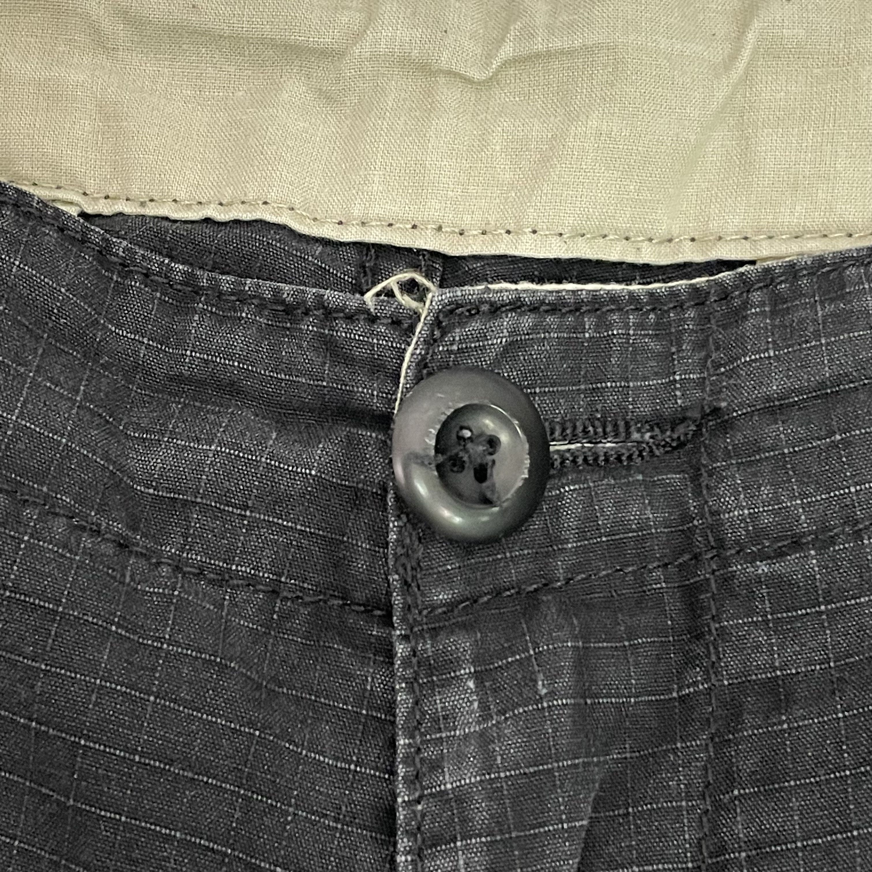 Carhartt Custom Carhartt Black Cargo Pants, Upcycled AK -47 Graphic Size US 32 / EU 48 - 6 Thumbnail