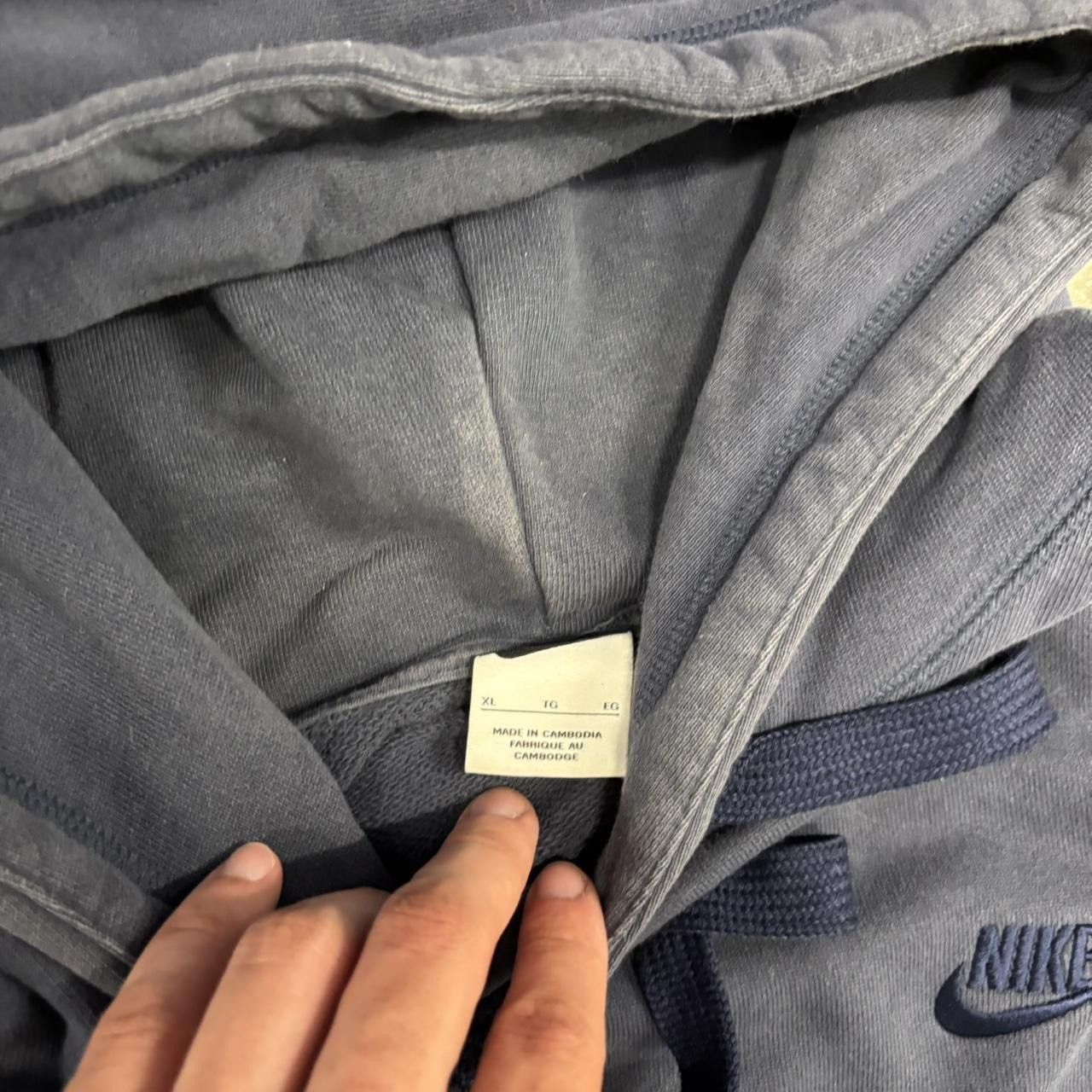 Nike Vintage Y2K Nike tonal heavyweight hoodie Size XL Size US XL / EU 56 / 4 - 2 Thumbnail