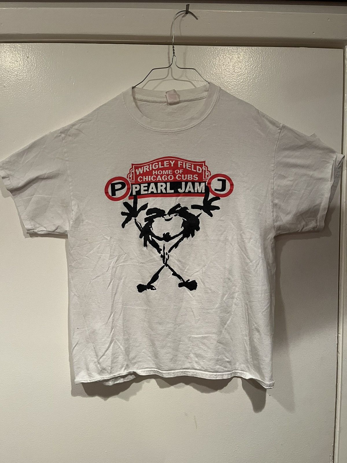 Band Tees Pearl Jam Wrigley Field Chicago band tshirt Size US M / EU 48-50 / 2 - 1 Thumbnail