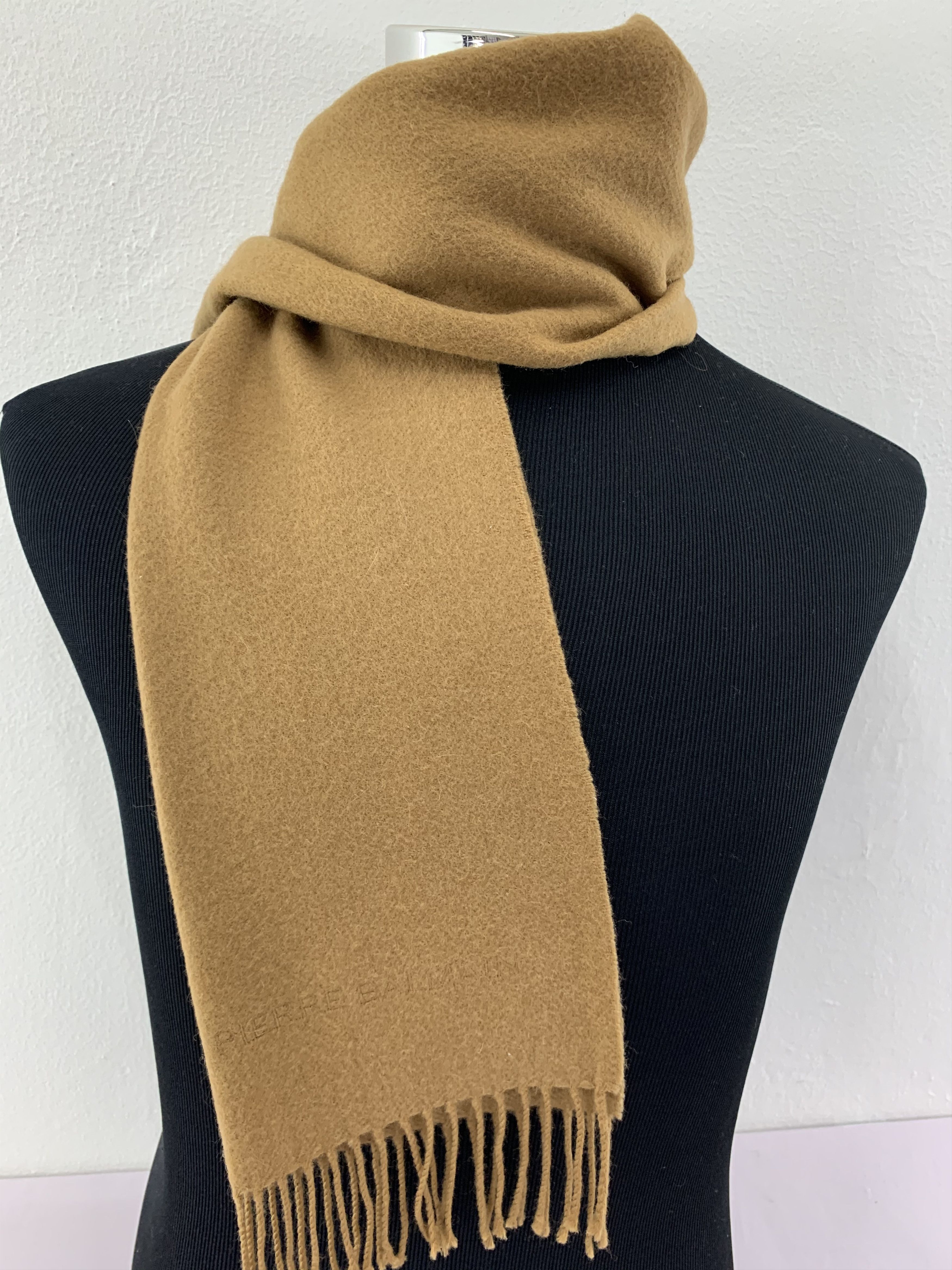 Pierre Balmain Pierre Balmain Scarf Wool Muffler Neck Wrap BL4026 Size ONE SIZE - 2 Thumbnail