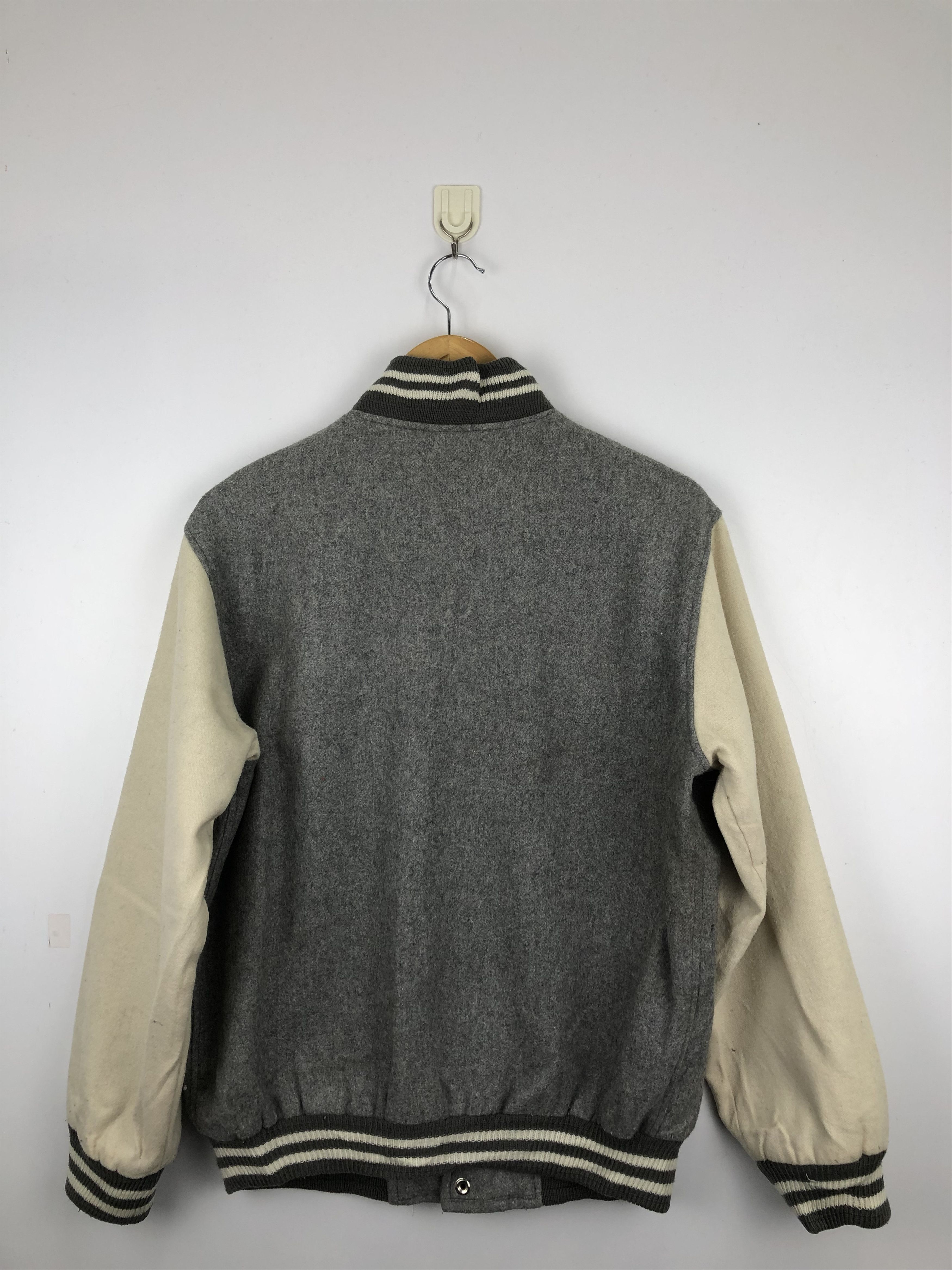 Japanese Brand Vintage 90s Japanese Brand Wool Varsity Jacket V0448 Size US L / EU 52-54 / 3 - 3 Thumbnail