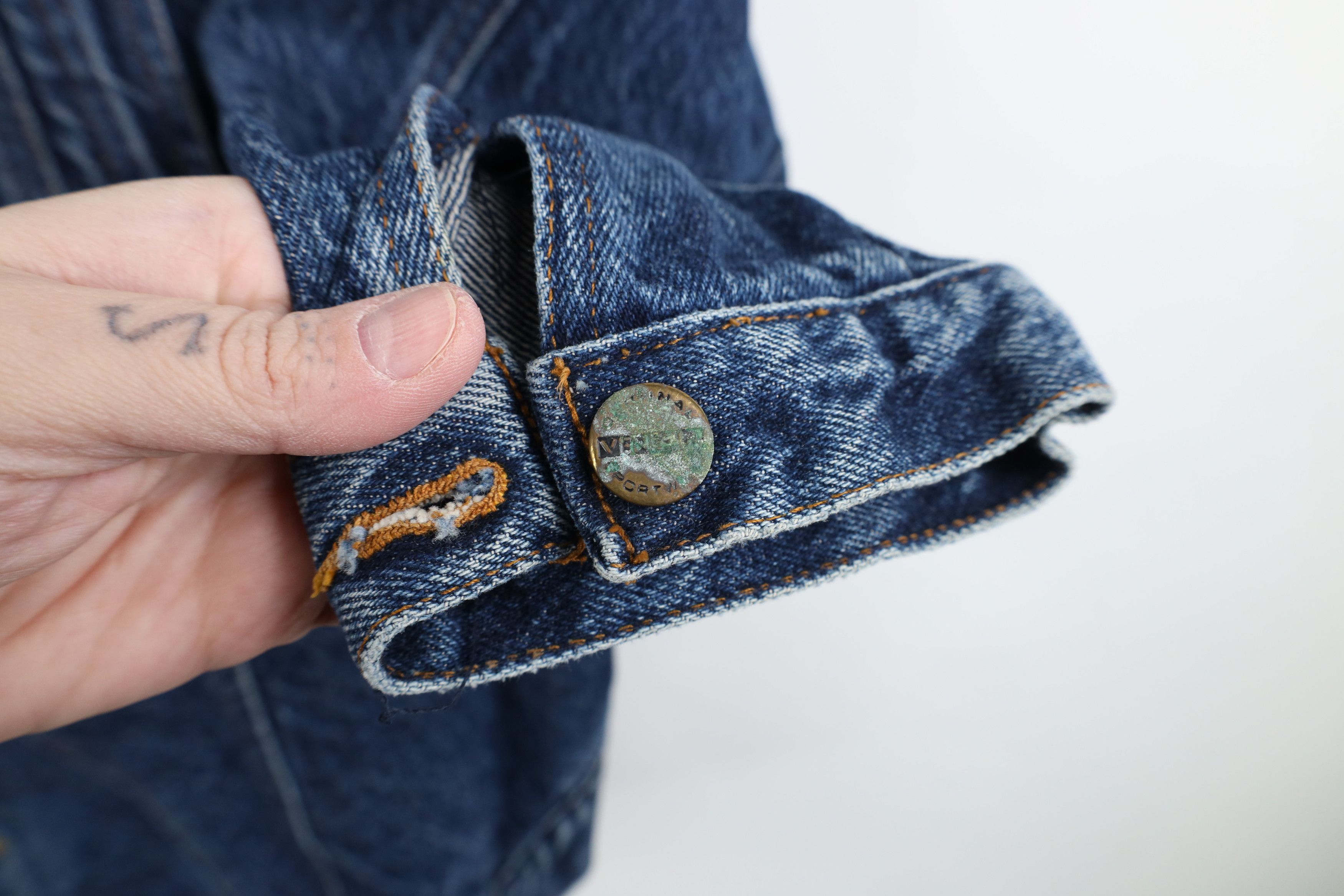 Vintage Vintage 90s Streetwear Denim Jean Trucker Jacket Blue Cotton Size XL / US 12-14 / IT 48-50 - 4 Thumbnail