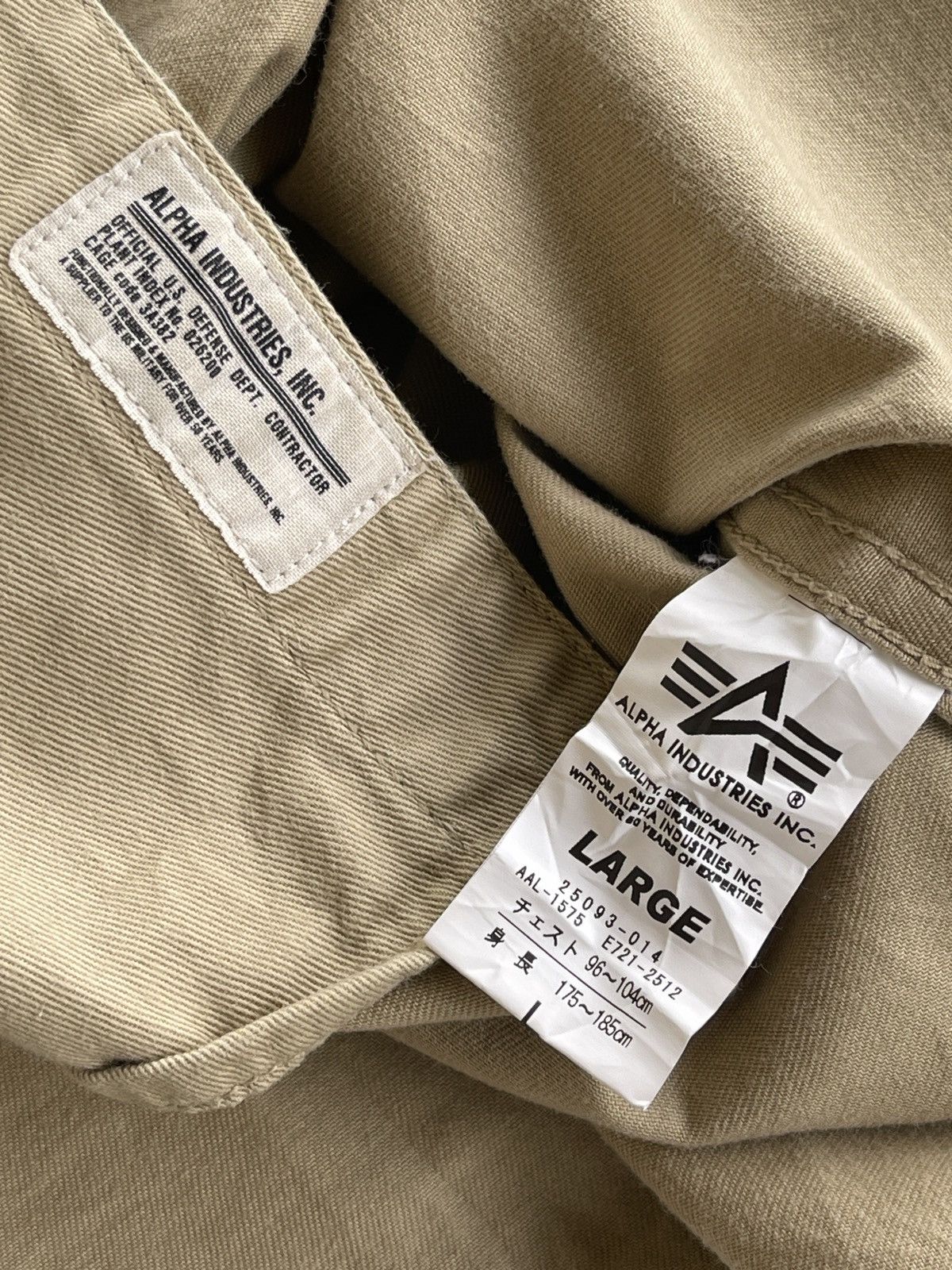 Alpha Industries Vintage Alpha Knoxville Tennesse Embroidery Logo Shirt Size US L / EU 52-54 / 3 - 12 Thumbnail