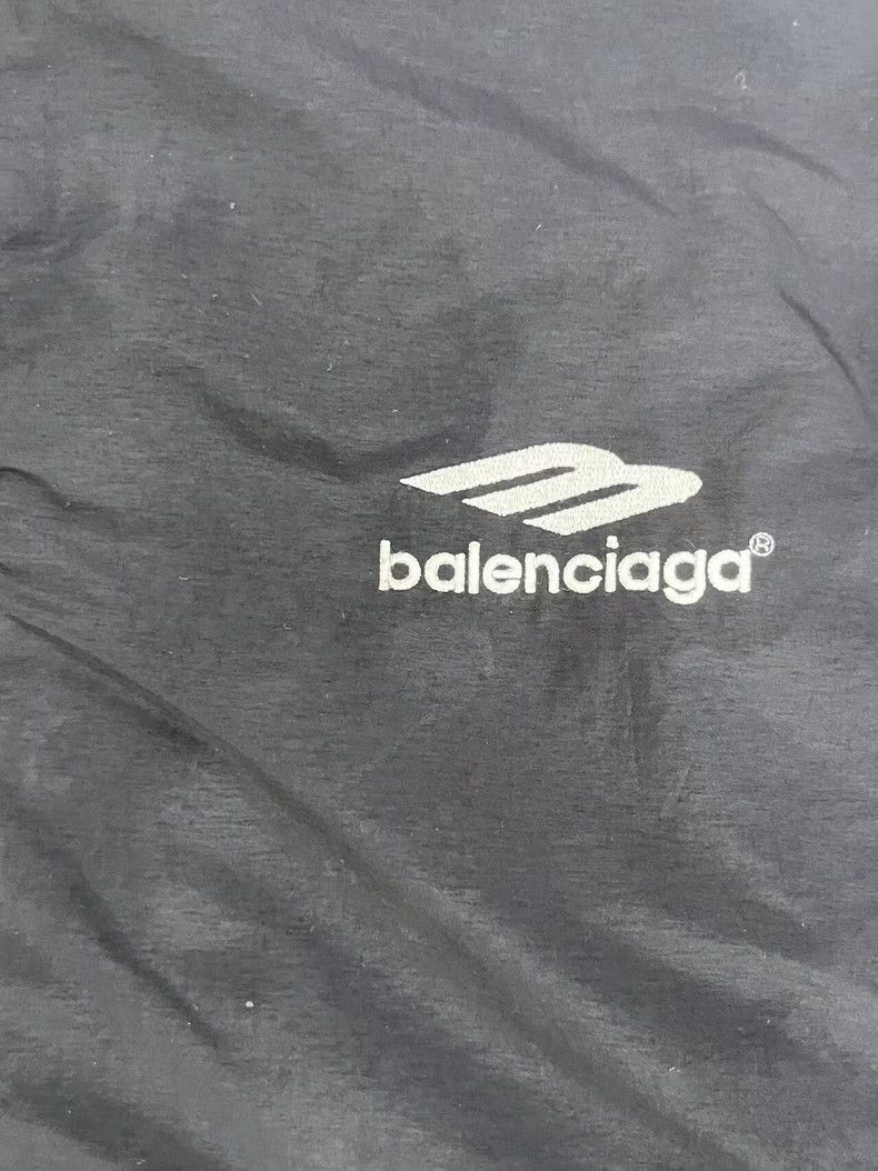 Balenciaga Balenciaga Sunscreen long-sleeved jacket with standing col Size US L / EU 52-54 / 3 - 3 Thumbnail