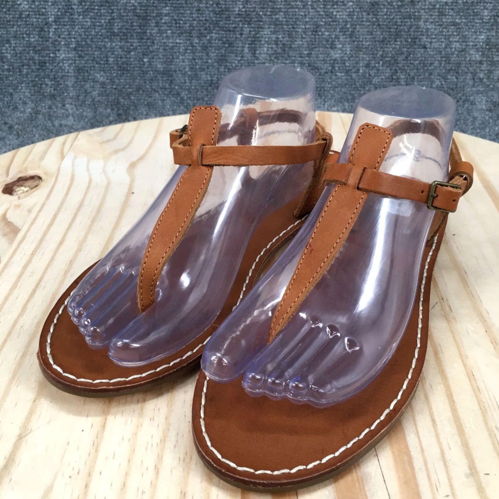 Gap GAP Sandals Womens 8.5 Natural T Strap Thong Brown Leather Buckle Casual Womens Size US 9 / IT 39 - 3 Thumbnail