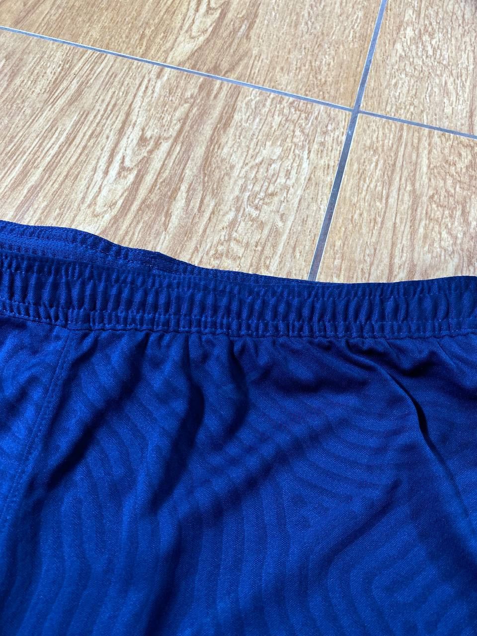 Nike × Vintage Vintage Nike Mens Shorts Size US 34 / EU 50 - 3 Thumbnail