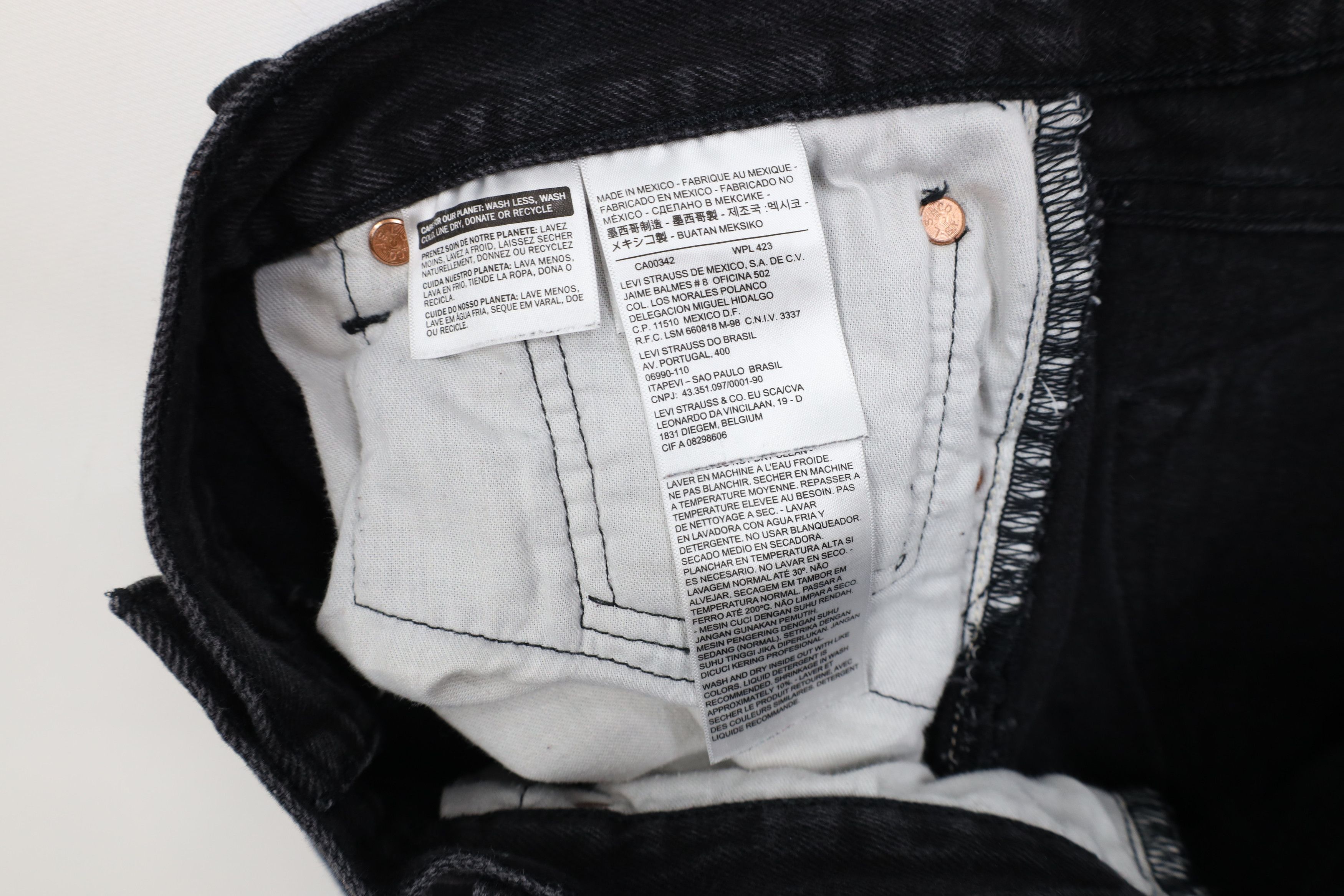 Levi's Vintage Y2K Levis 501xx Button Fly Original Fit Jeans Black Size US 40 / EU 56 - 8 Thumbnail