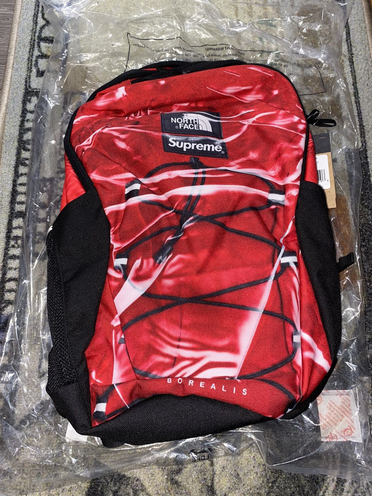 Supreme × The North Face Supreme TNF Printed Borealis Trompe L 
