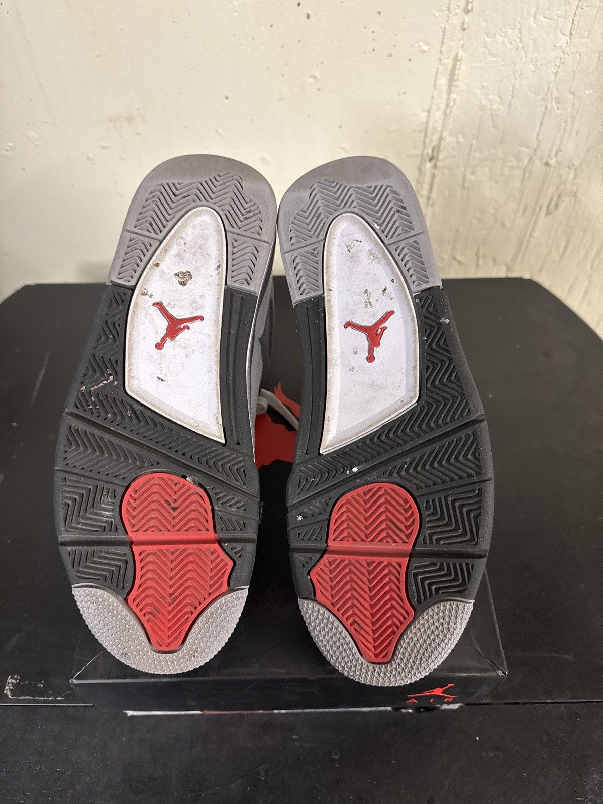 Jordan Brand × Nike Air Jordan 4 cement Size US 10 / EU 43 - 2 Thumbnail