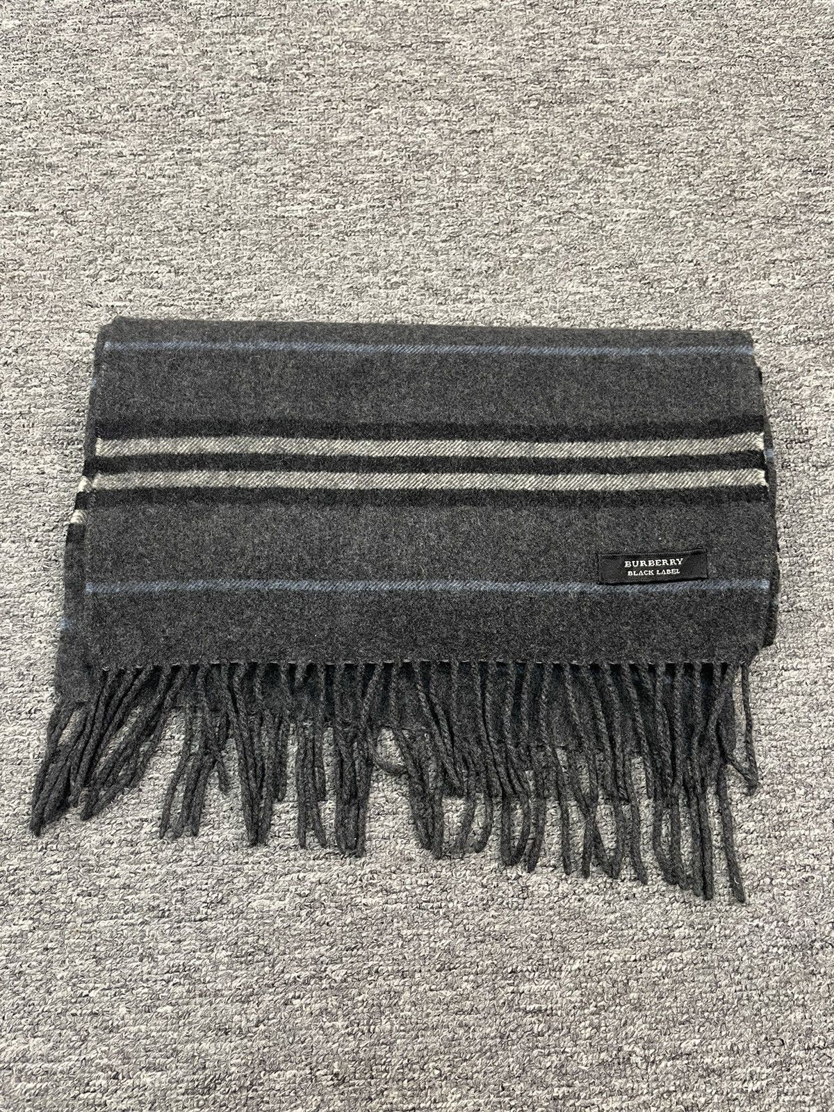 Burberry Vintage Burberry Cashmere Wool Scarf Muffler Size ONE SIZE - 2 Thumbnail
