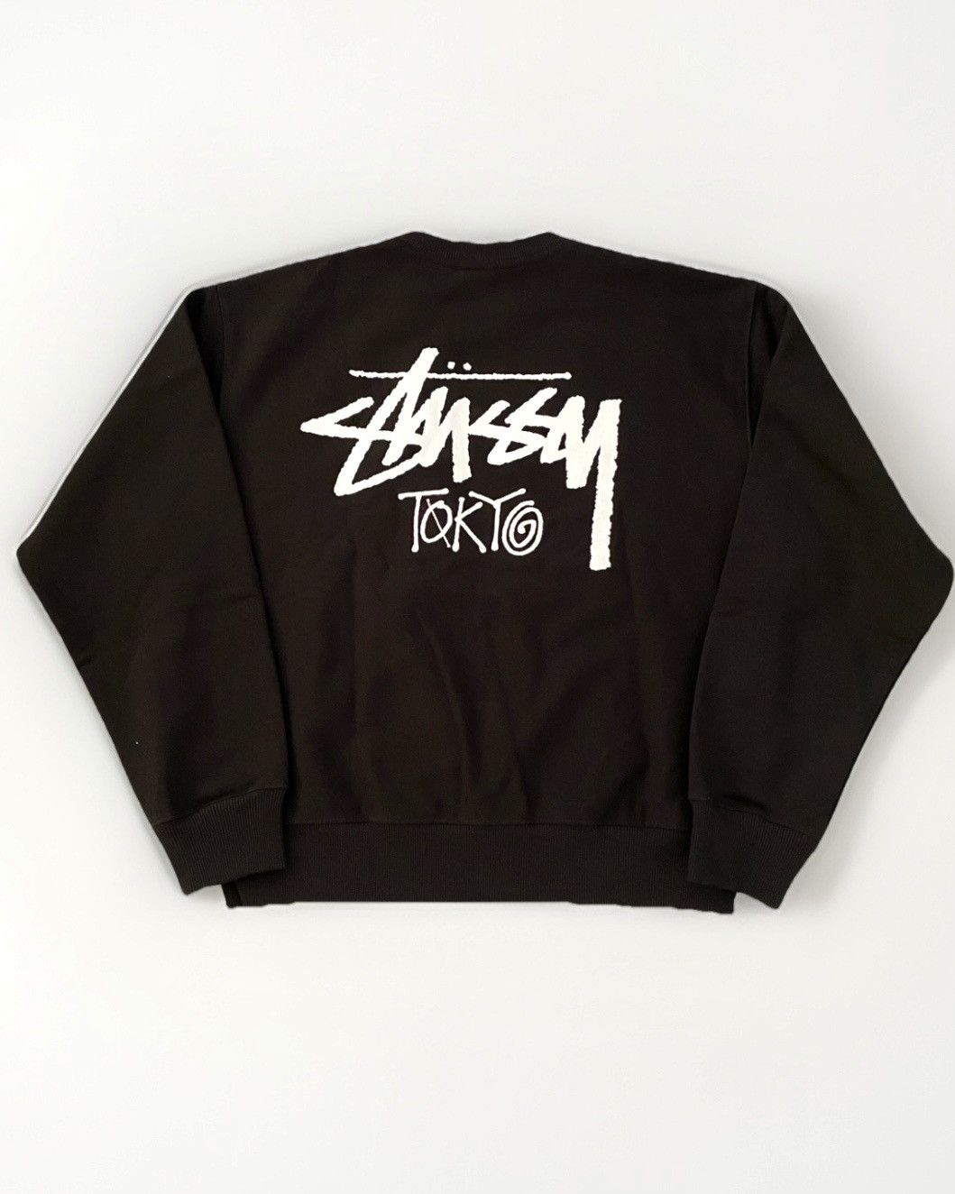 Stussy Stussy 2026 Tokyo🗼 Exclusive Crewneck Sweater Black LARGE Size US L / EU 52-54 / 3 - 2 Thumbnail