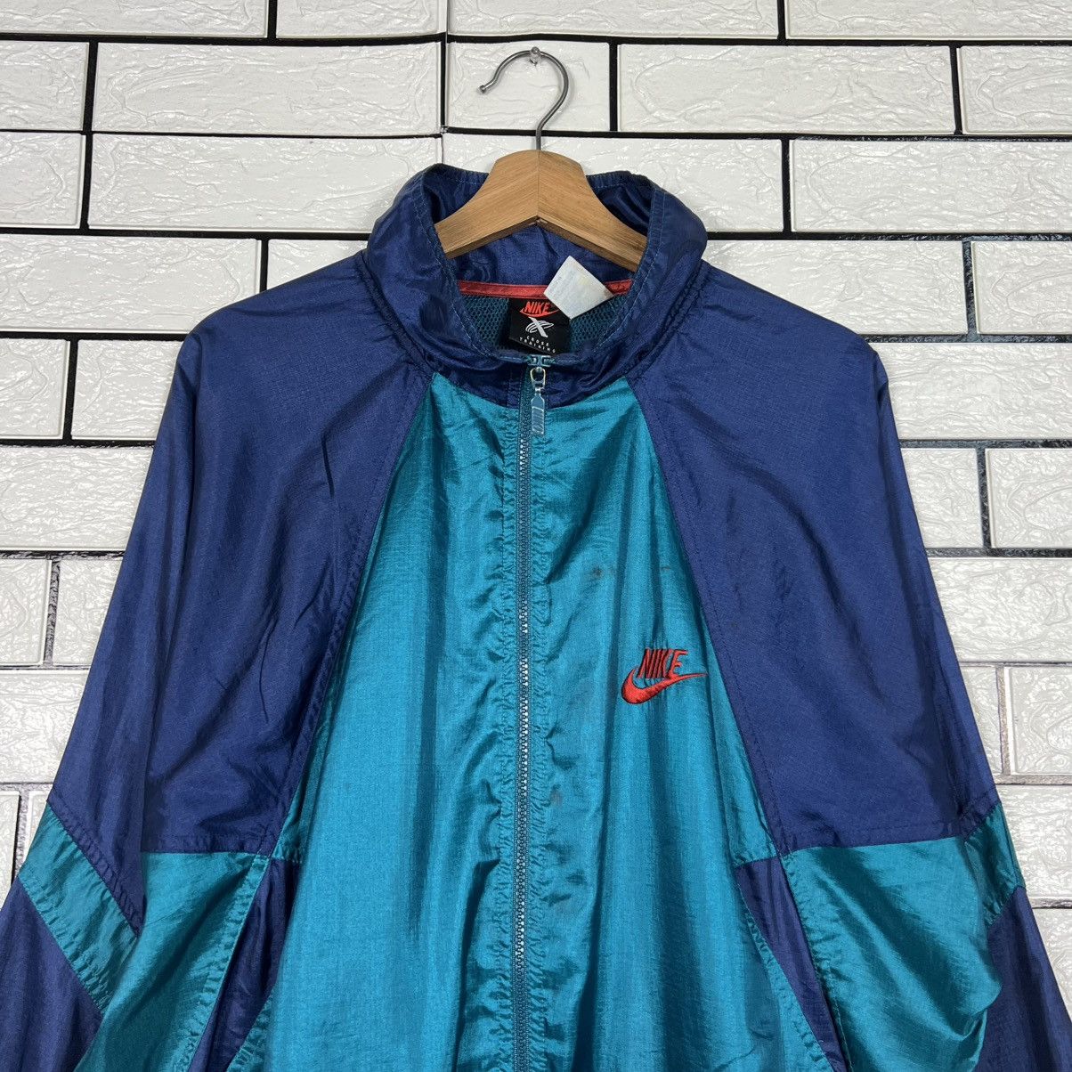 Nike RARE NIKE Cross Training Colorblock Windbreaker #3960-C180 Size US L / EU 52-54 / 3 - 2 Thumbnail