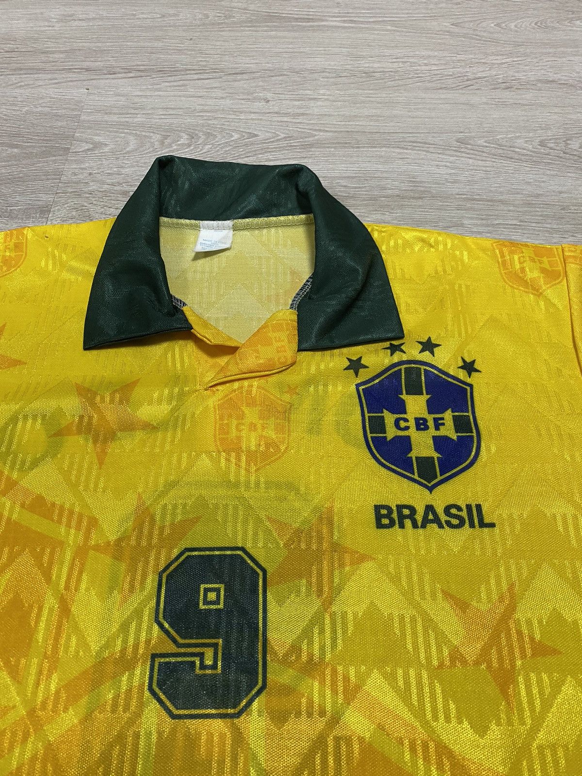 Vintage Vintage National team Brazil RONALDO #9 Made in Italy jersey Size US L / EU 52-54 / 3 - 4 Thumbnail