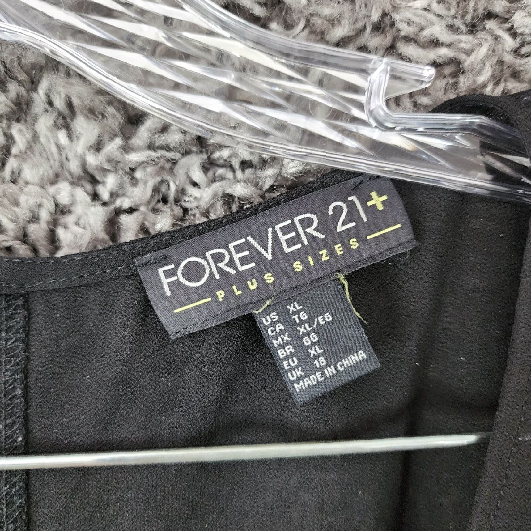 Forever 21 Forever 21+ Blouse Sleeveless Floral Black XL Women Size XL / US 12-14 / IT 48-50 - 4 Thumbnail