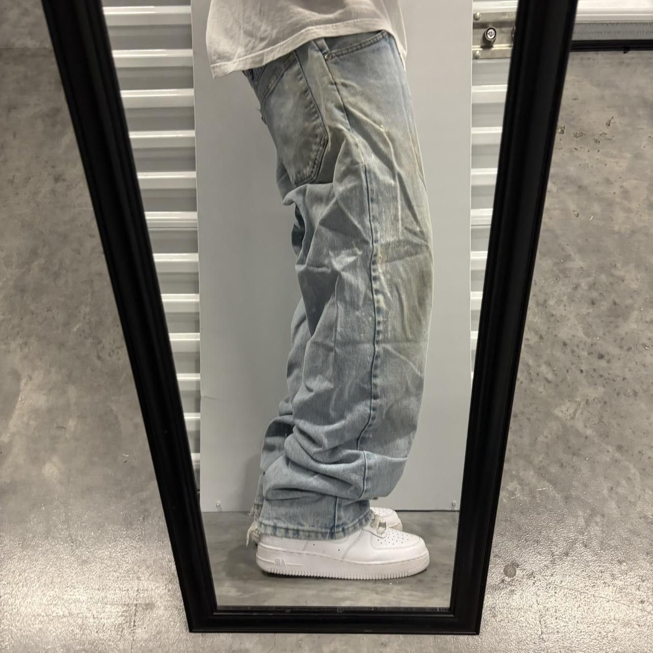Japanese Brand × Vintage Crazy Vintage Y2K/2000s Faded Light Wash Essential Denim Jeans! Size US 36 / EU 52 - 2 Thumbnail