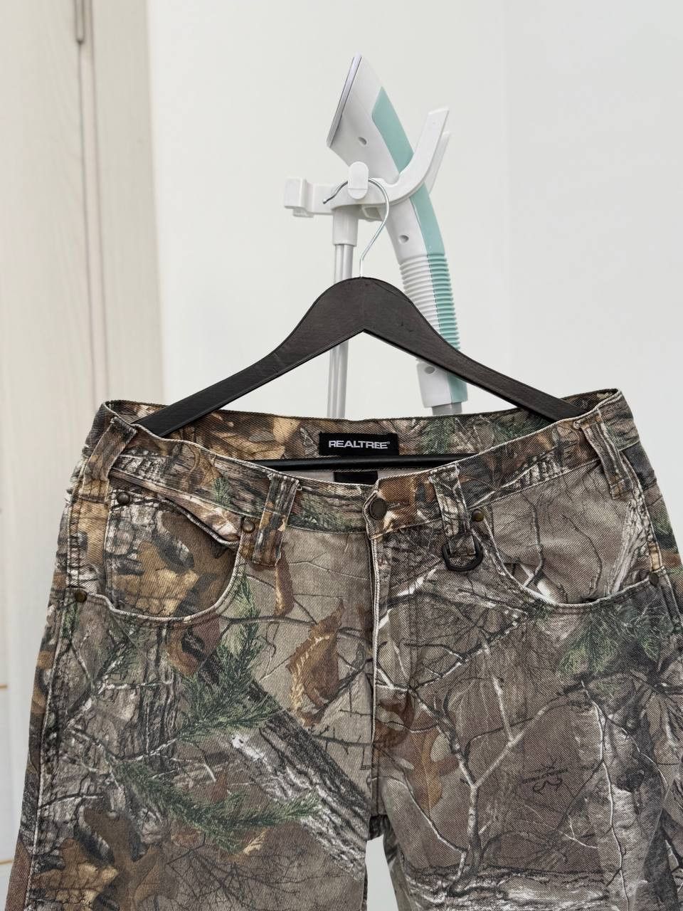 Realtree Vintage Realtree Shorts Camo Cargo Y2K Size US 32 / EU 48 - 4 Thumbnail
