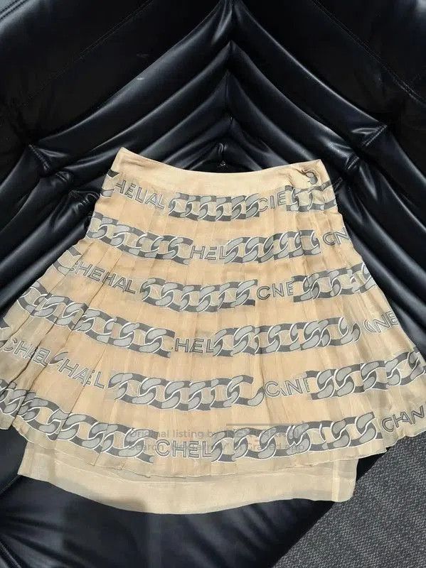 Chanel Chanel Silk Chain Print Shirt . Size M / US 6-8 / IT 42-44 - 8 Thumbnail