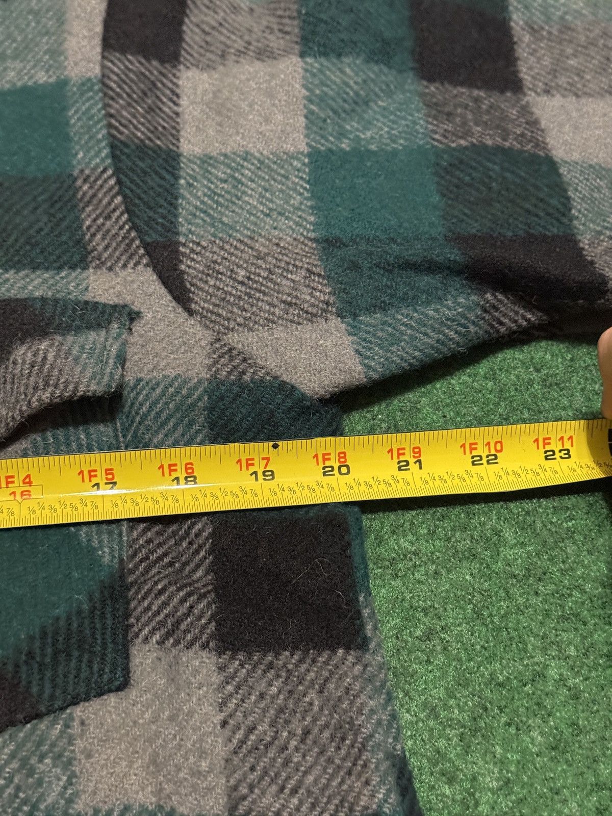 Vintage Vintage 80s 90s Wool Green Plaid M Button Up Flannel Shirt Size US M / EU 48-50 / 2 - 4 Thumbnail
