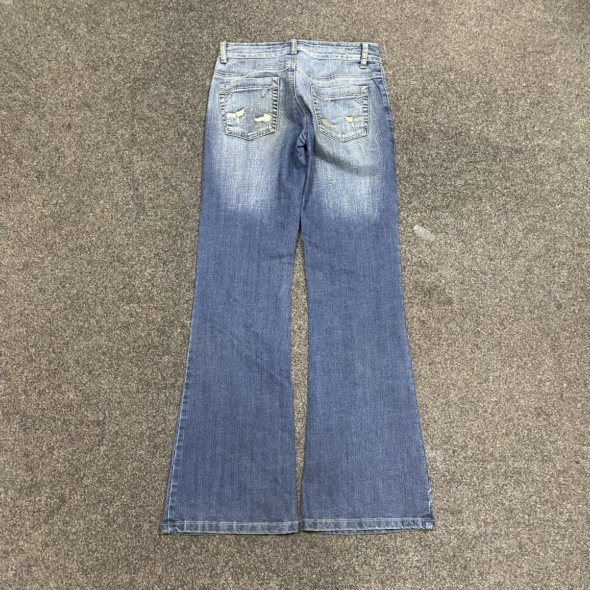 Vintage Vintage 90s Y2K Flared Jeans Distressed Wide Leg Skate 32 Size US 32 / EU 48 - 1 Thumbnail