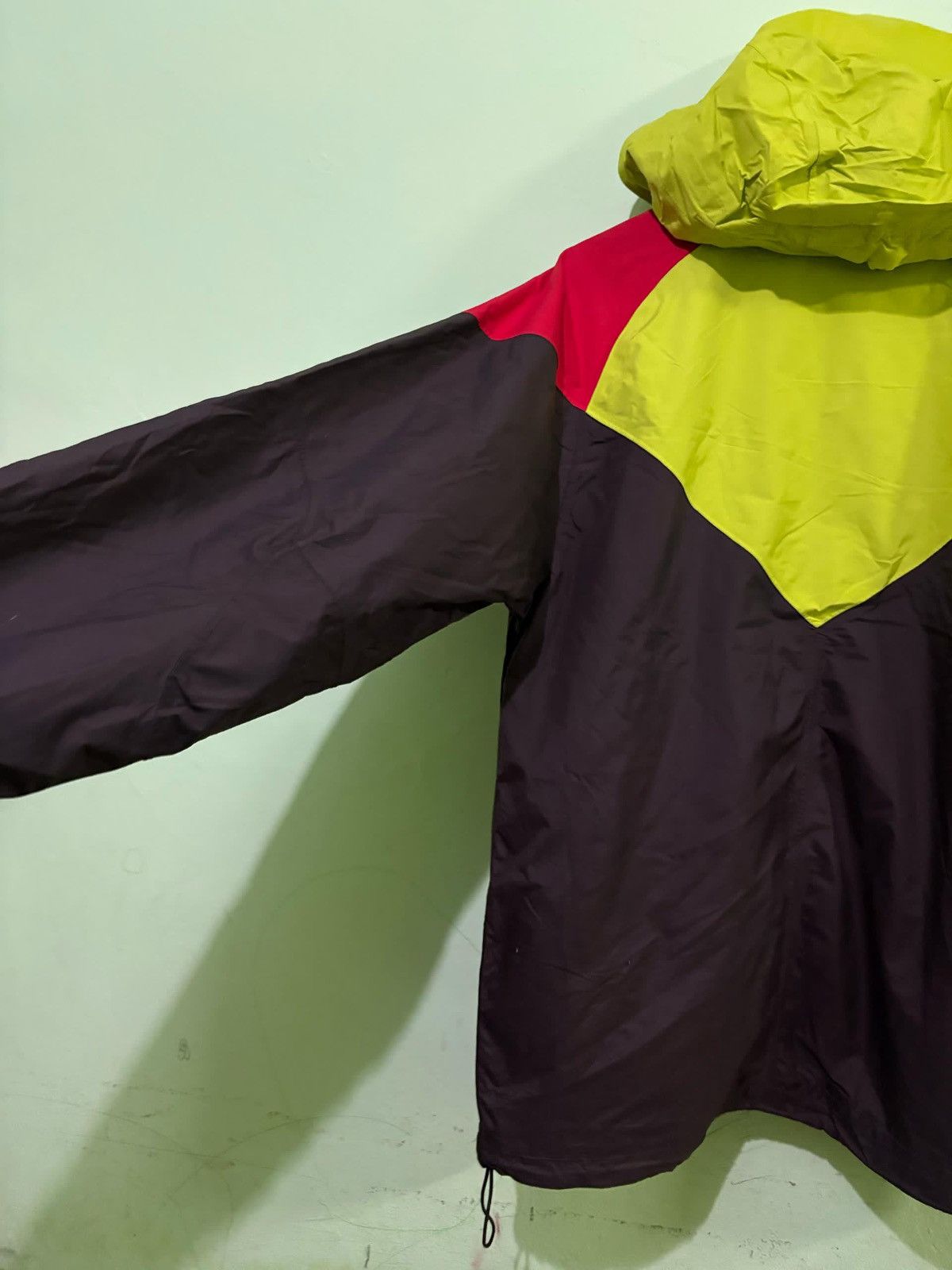 Nike Nike ACG Windbreaker Jacket multicoloured Jacket Design Size US L / EU 52-54 / 3 - 13 Thumbnail