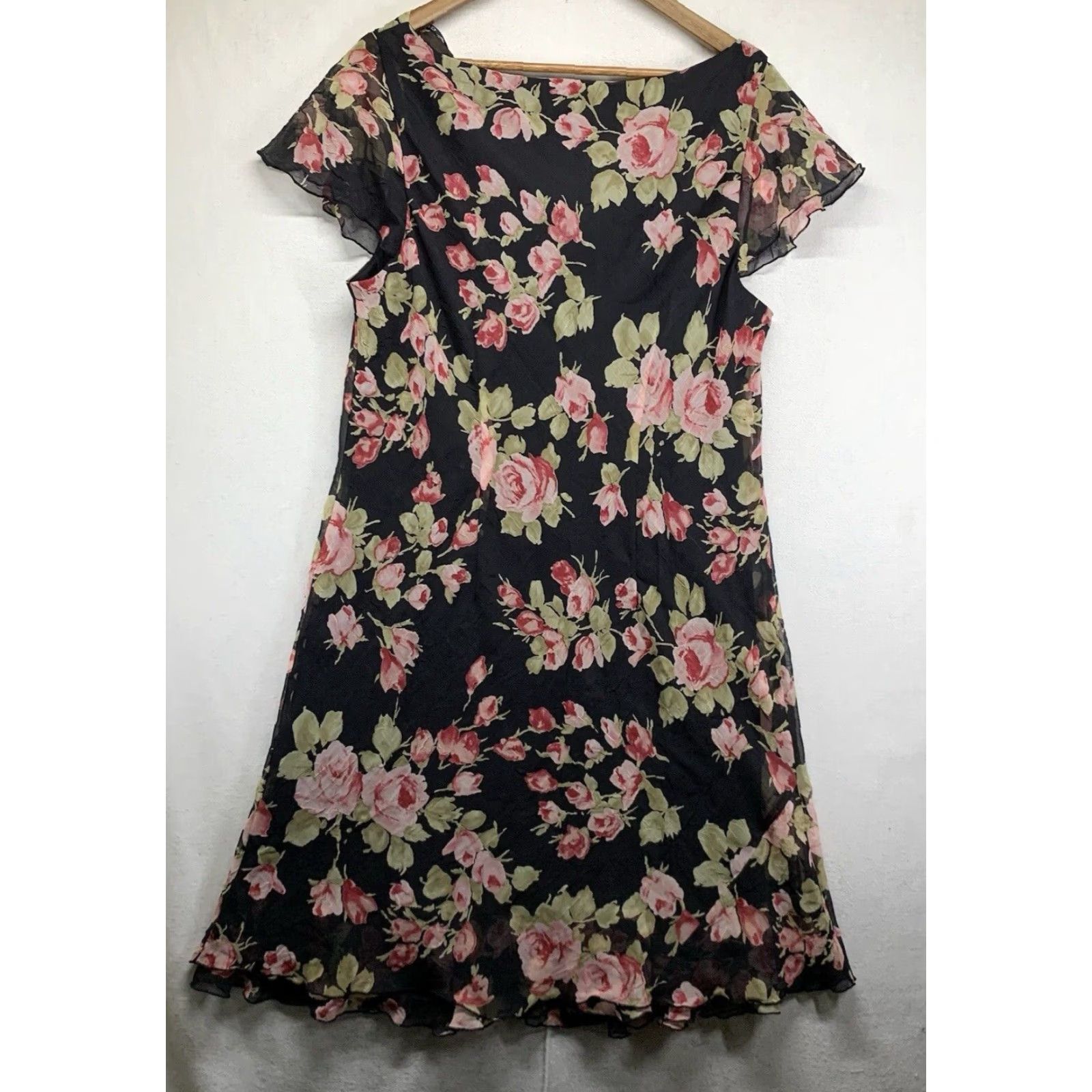 Gloverall Women's Size 16 Dress All Over Floral Pattern Big Pink Roses Gothic Sheer Lined Size XXL / US 16-18 / IT 52-54 - 2 Thumbnail