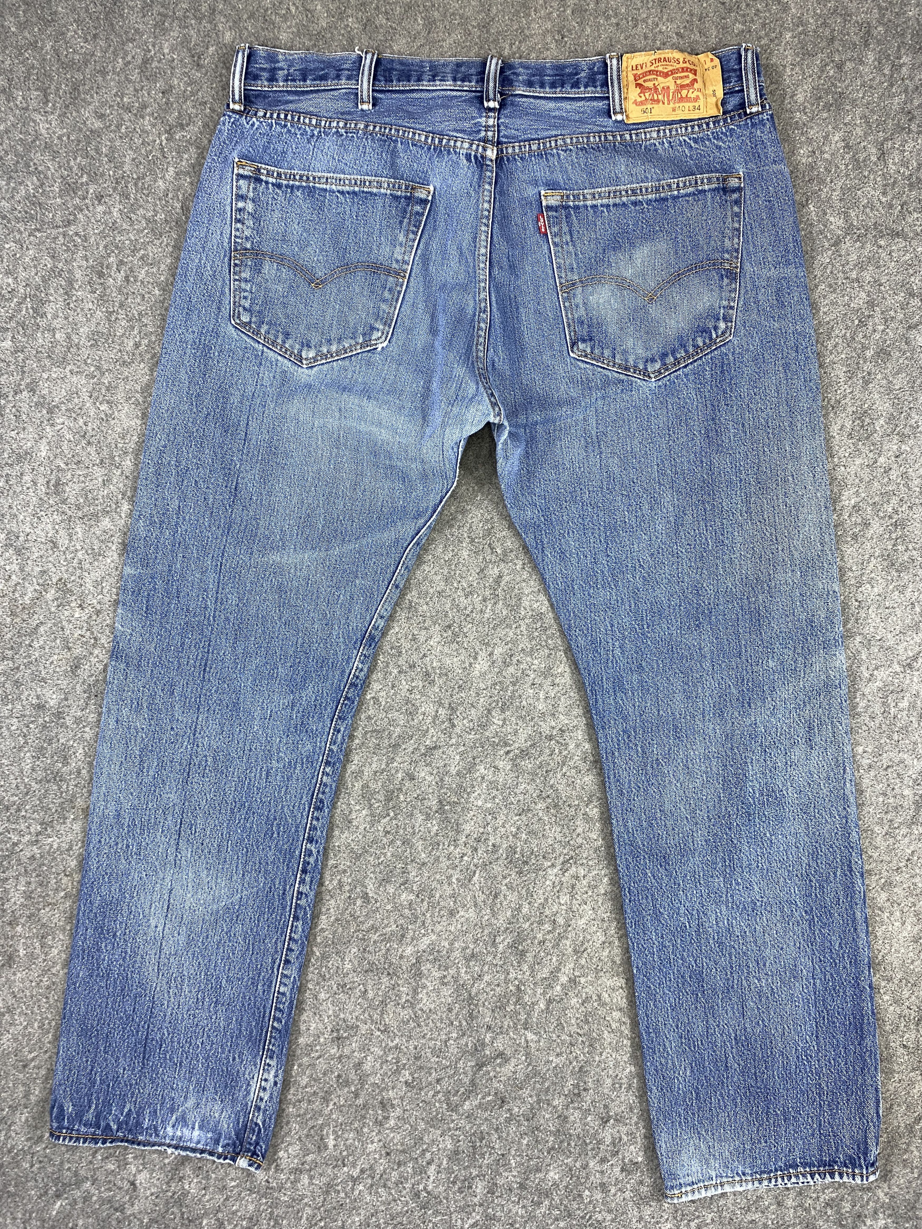 Levi's Blue Vintage Levi's 501 Jeans 39x32 Denim -JN1508 Size US 39 - 2 Thumbnail