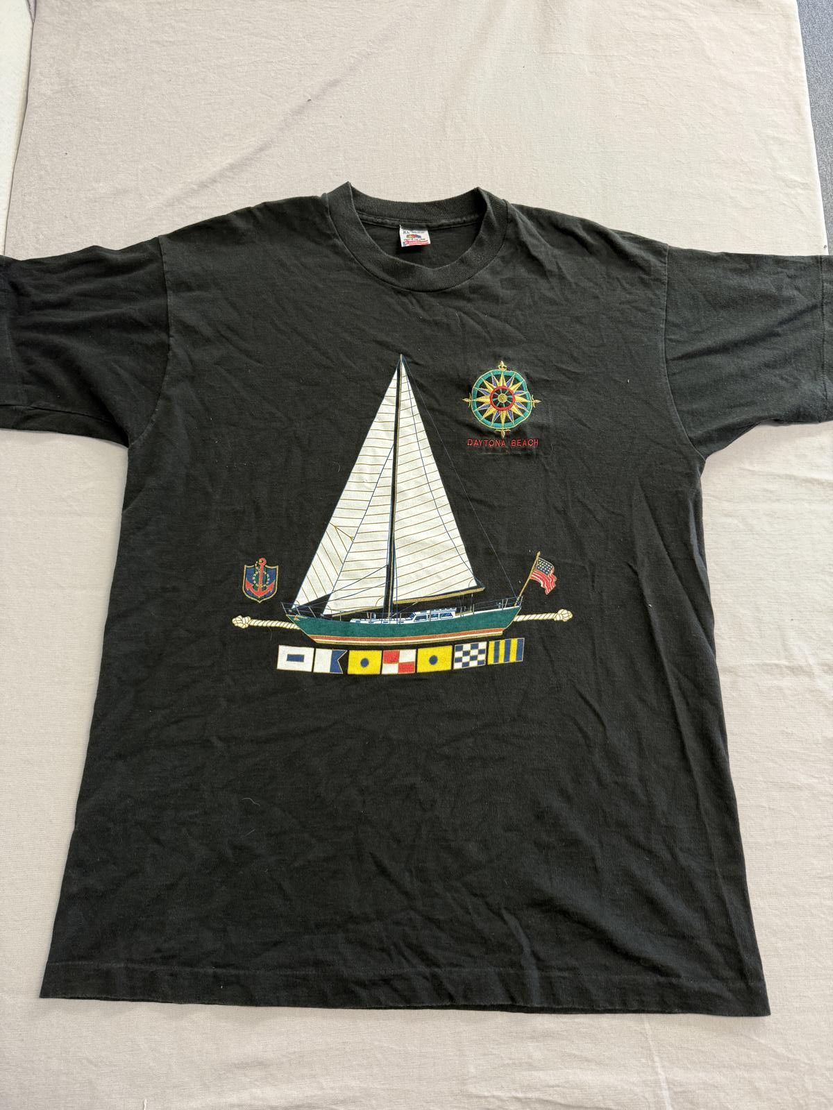 Fruit Of The Loom Vintage Sailing T-shirt Daytona Beach Sail Boat Flags XL Size US XL / EU 56 / 4 - 1 Thumbnail