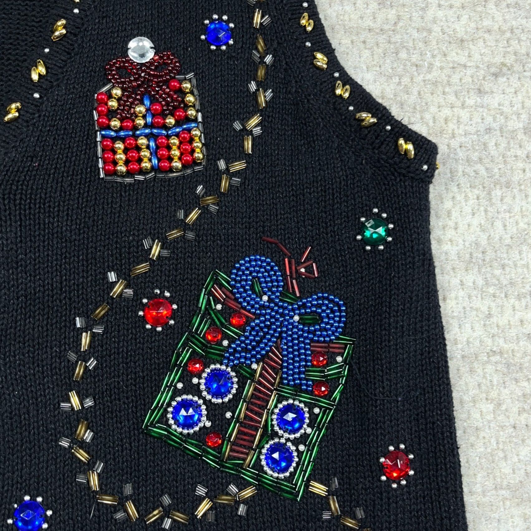 Vintage VINTAGE Claudia D Sweater Vest Women M Black Christmas 90s Beads Embroidered Logo Knit Heavyweight Vest Mens Womens Size M / US 6-8 / IT 42-44 - 6 Thumbnail