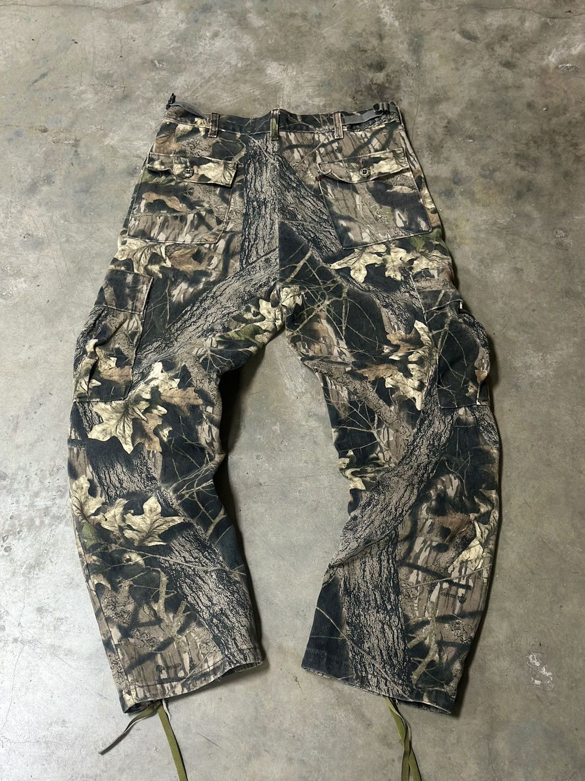 (34-28 adj.x30) Crazy Vintage Y2K Realtree Camo Cargo Pants