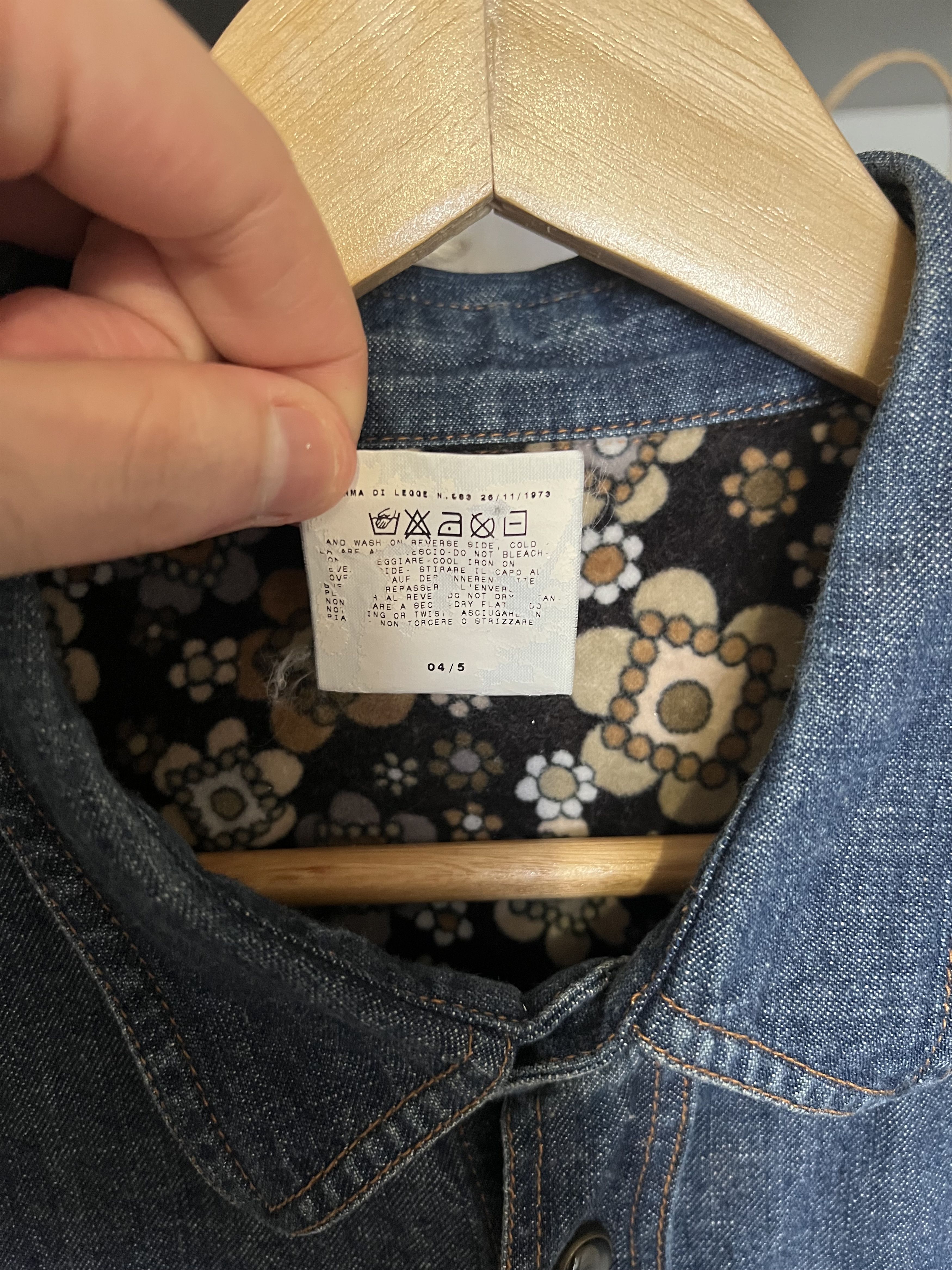 Dolce & Gabbana Vintage Dolce & Gabbana Italian Designer Denim Shirt 90s Size US XL / EU 56 / 4 - 5 Thumbnail