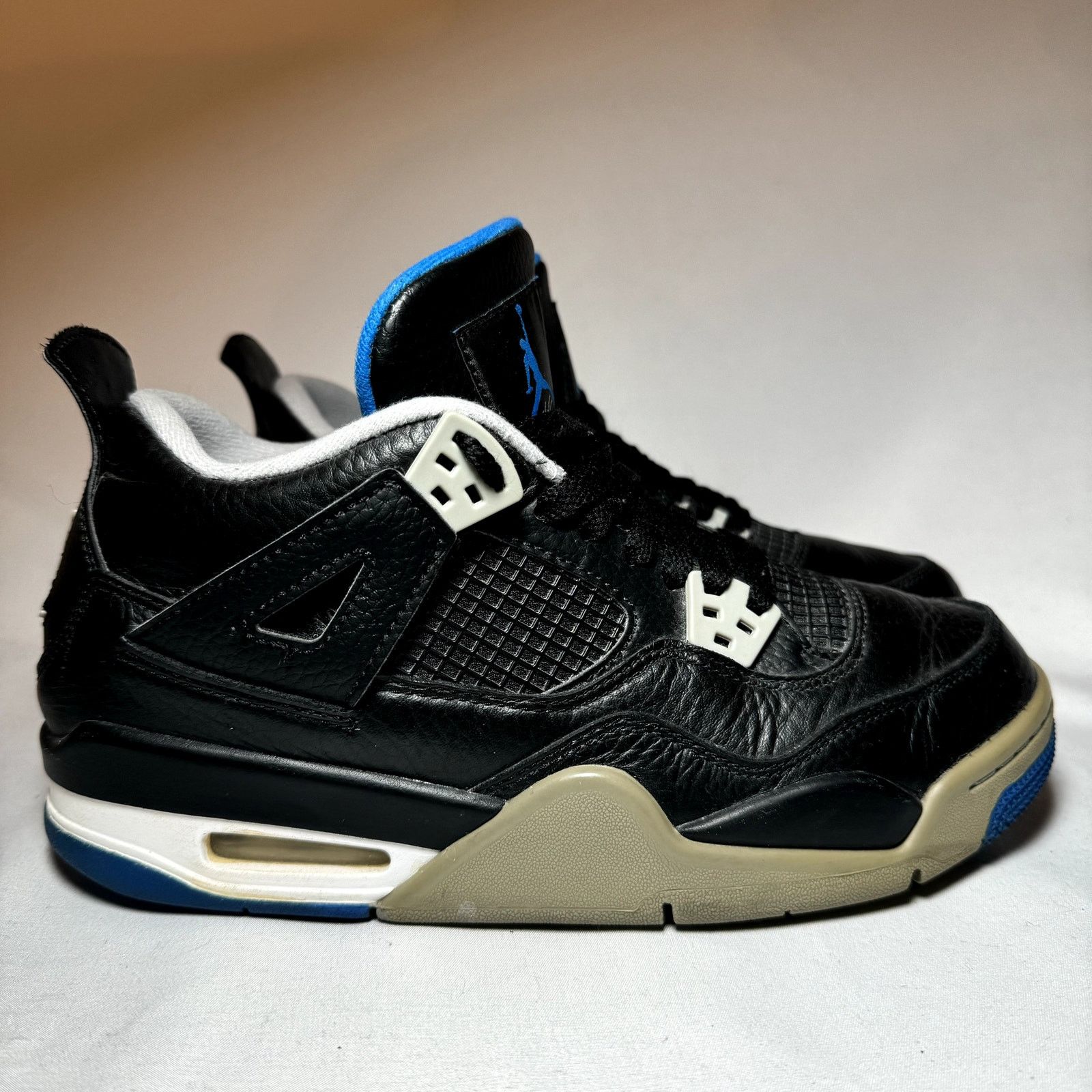 Jordan Brand × Nike Size 6.5 - Nike Air Jordan 4 Retro BG Motorsports Alternate Size US 6.5 / EU 39-40 - 1 Thumbnail