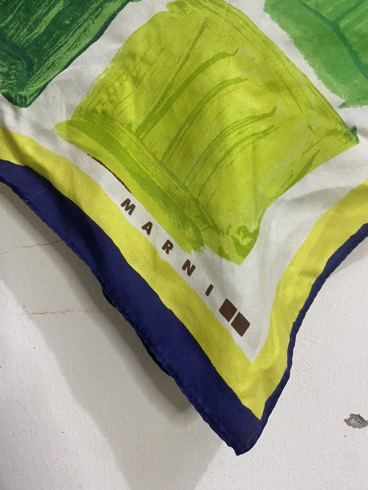 Marni × Uniqlo 🔥Rare🔥Uniqlo Marni Silk Furoshiki Womens Scarf 53 Green Size ONE SIZE - 4 Thumbnail