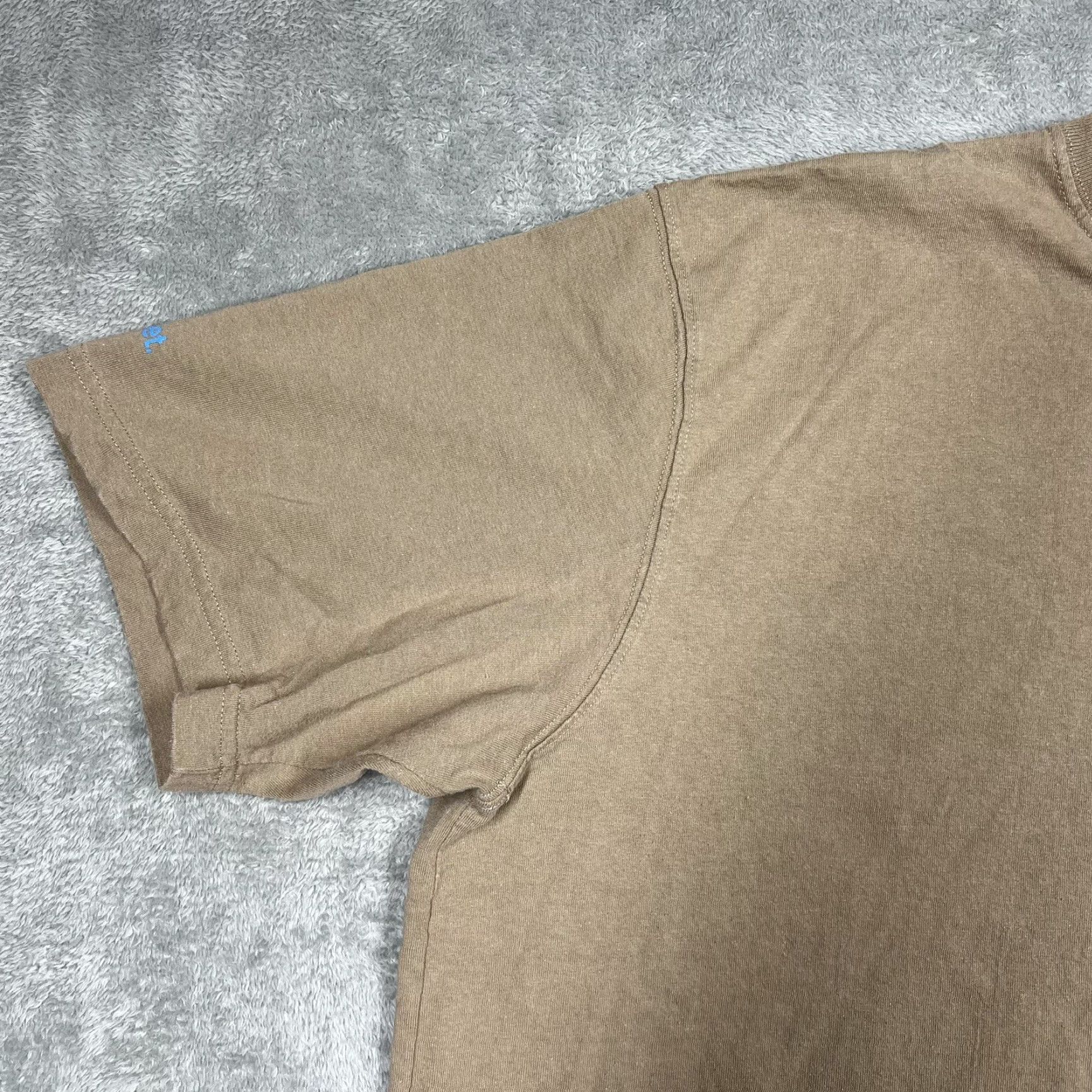 Carhartt Carhartt Mens 2XL Pocket T-Shirt Original Fit Light Brown HughesNet Sleeve Print Shirt Crew Neck Short Sleeve Logo Brown Mens Size US XXL / EU 58 / 5 - 4 Thumbnail