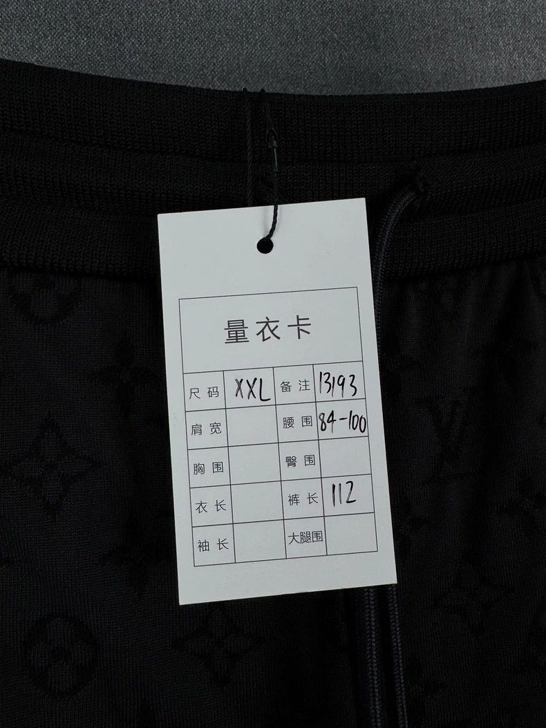 Louis Vuitton Louis Vuitton size xxl NBA co-branded black LOGO-covered pa Size US 28 / EU 44 - 8 Thumbnail